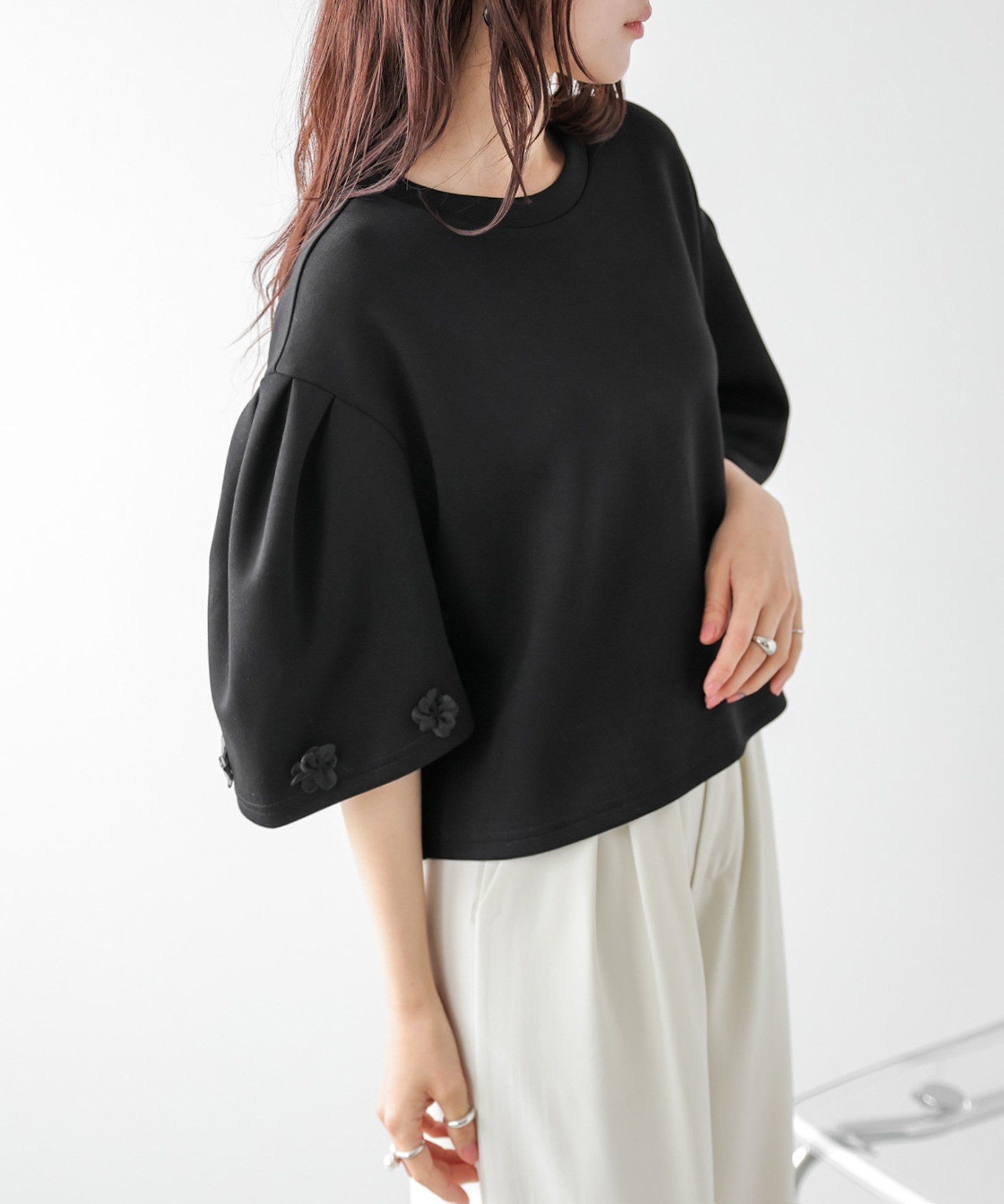 【ラジュール/Lajour】の立体袖*チュールフラワー プルオーバー 大人の最旬トレンドファッション＆コーディネート founy(ファウニー) 　ファッション　Fashion　レディースファッション　Fashion for Women　トップス・カットソー　Cut & Sew Tops　カジュアルプルオーバー・ニットトップス　Pullovers & Knit Tops / Casual Pullovers　2026年　2026　2026春夏・S/S　Spring/Summer 2026 SS26　コンパクト　Compact, Small Size　ショルダー　Shoulder, Shoulder Strap　ショート　Short, Short Length　シンプル　Simple, Minimal　スリーブ　Sleeve, Long Sleeve / Short Sleeve　チュール　Tulip, Tulip Motif　ドロップ　Drop Shoulder, Dropped Style　フェミニン　Feminine, Girly　フラワー　Flower, Floral　モチーフ　Motif, Design Theme　エレガント 上品　Elegant　 other-1|ID: prp329100004978945 ipo3291000000037311343