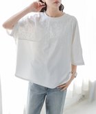 【ラジュール/Lajour】の花柄レース ドルマンスリーブ トップス 大人の最旬トレンドファッション＆コーディネート founy(ファウニー) ファッション Fashion レディースファッション Fashion for Women トップス・カットソー Cut & Sew Tops 花柄・フラワープリント・モチーフ Floral Prints & Motifs / Flower Pattern Tops 2026年 2026 2026春夏・S/S Spring/Summer 2026 SS26 シンプル Simple, Minimal スリット Slit, Slit Detail バランス Balance, Style Balance フェミニン Feminine, Girly フロント Front, Front Design ラウンド Round, Round Neck レース Lace, Lace Fabric エレガント 上品 Elegant 切替 Switching, Contrast Panel thumbnail ホワイト|ID: prp329100004978946 ipo3291000000037311349