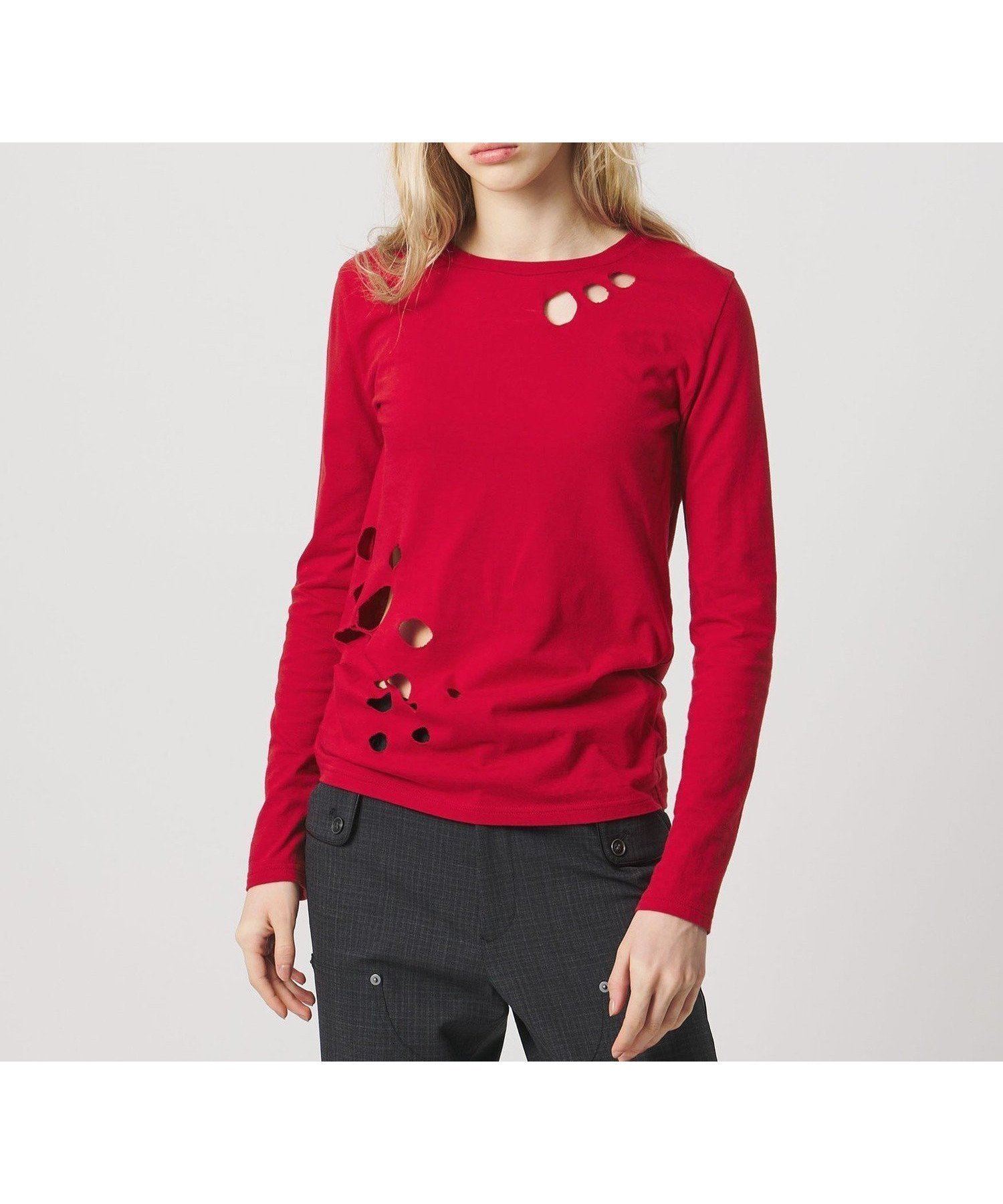 【ビューティ&ユース ユナイテッドアローズ/BEAUTY&YOUTH / UNITED ARROWS】のATTISESSION フラワーモチーフ ホール ロングスリーブ Tシャツ インテリア・キッズ・メンズ・レディースファッション・服の通販 founy(ファウニー) 　ファッション　Fashion　レディースファッション　Fashion for Women　トップス・カットソー　Cut & Sew Tops　シャツ・ブラウス・オフィスカジュアル　Elegant Blouses & Button-Ups　ロングTシャツ・Tシャツ　Longline T-Shirts & Tees　花柄・フラワープリント・モチーフ　Floral Prints & Motifs / Flower Pattern Tops　インナー　Innerwear　春　Spring　カットソー　Cut and Sewn Top　シンプル　Simple, Minimal　スリーブ　Sleeve, Long Sleeve / Short Sleeve　デニム　Denim, Jeans Material　トレンド　Trend, Trending Now　フェミニン　Feminine, Girly　フラワー　Flower, Floral　ベーシック　Basic, Essential　モチーフ　Motif, Design Theme　ロング　Long, Long-Length　ワーク　Workwear, Utility Style　S/S・春夏　SS, Spring/Summer, Warm Season　おすすめ　Recommended / Our Picks　夏　Summer　RED|ID: prp329100004978972 ipo3291000000037311433