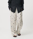 【ビューティ&ユース ユナイテッドアローズ/BEAUTY&YOUTH / UNITED ARROWS】のフラワー エンブロイダリー ドローストリング パンツ ウォッシャブル LT.GRAY|ID: prp329100004978989 ipo3291000000037311492