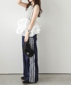 【ラジュール/Lajour】のサイドレースライントラックパンツ 大人の最旬トレンドファッション＆コーディネート founy(ファウニー) ファッション Fashion レディースファッション Fashion for Women パンツ Pants & Trousers お家時間・ステイホーム Stay Home / At Home ガーリー Girly, Feminine Style バランス Balance, Style Balance フェミニン Feminine, Girly リラックス Relax, Relaxed Fit レース Lace, Lace Fabric thumbnail ネイビー|ID: prp329100004979007 ipo3291000000037311644