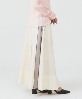 【ビームス ウイメン/BEAMS】のサイドライン ギャザー スカート 大人の最旬トレンドファッション＆コーディネート founy(ファウニー) ファッション Fashion レディースファッション Fashion for Women スカート Skirts ウェーブ Wavy Pattern 春 Spring カットソー Cut and Sewn Top ギャザー Gathered, Ruffled シアー Sheer, See-Through ジップ Zip, Zipper ジャケット Jacket, Outerwear スリット Slit, Slit Detail セットアップ Set-Up, Coordinated Outfit タフタ Taffeta, Structured Fabric フレア Flare, Flared リブニット Rib Knit, Ribbed Knit リラックス Relax, Relaxed Fit S/S・春夏 SS, Spring/Summer, Warm Season おすすめ Recommended / Our Picks 夏 Summer |ID:prp329100004979054