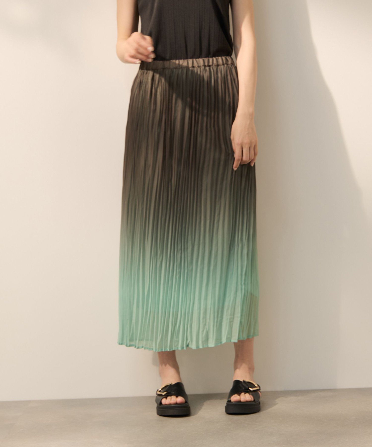 【ケティ/Ketty】のシフォングラデーションプリーツスカート インテリア・キッズ・メンズ・レディースファッション・服の通販 founy(ファウニー) 　ファッション　Fashion　レディースファッション　Fashion for Women　スカート　Skirts　プリーツスカート / 上品フェミニンスタイル　Pleated Skirts　春　Spring　グラデーション　Gradient, Ombre　ジャケット　Jacket, Outerwear　人気　Popular, Best Seller　プリーツ　Pleats, Pleated　ポケット　Pocket, Pocket Detail　ランダム　Random, Irregular　S/S・春夏　SS, Spring/Summer, Warm Season　おすすめ　Recommended / Our Picks　夏　Summer　旅行　Travel　ビジネス 仕事 通勤　Business / Work / Commuting　2026年　2026　2026春夏・S/S　Spring/Summer 2026 SS26　グリーン|ID: prp329100004979183 ipo3291000000037312251