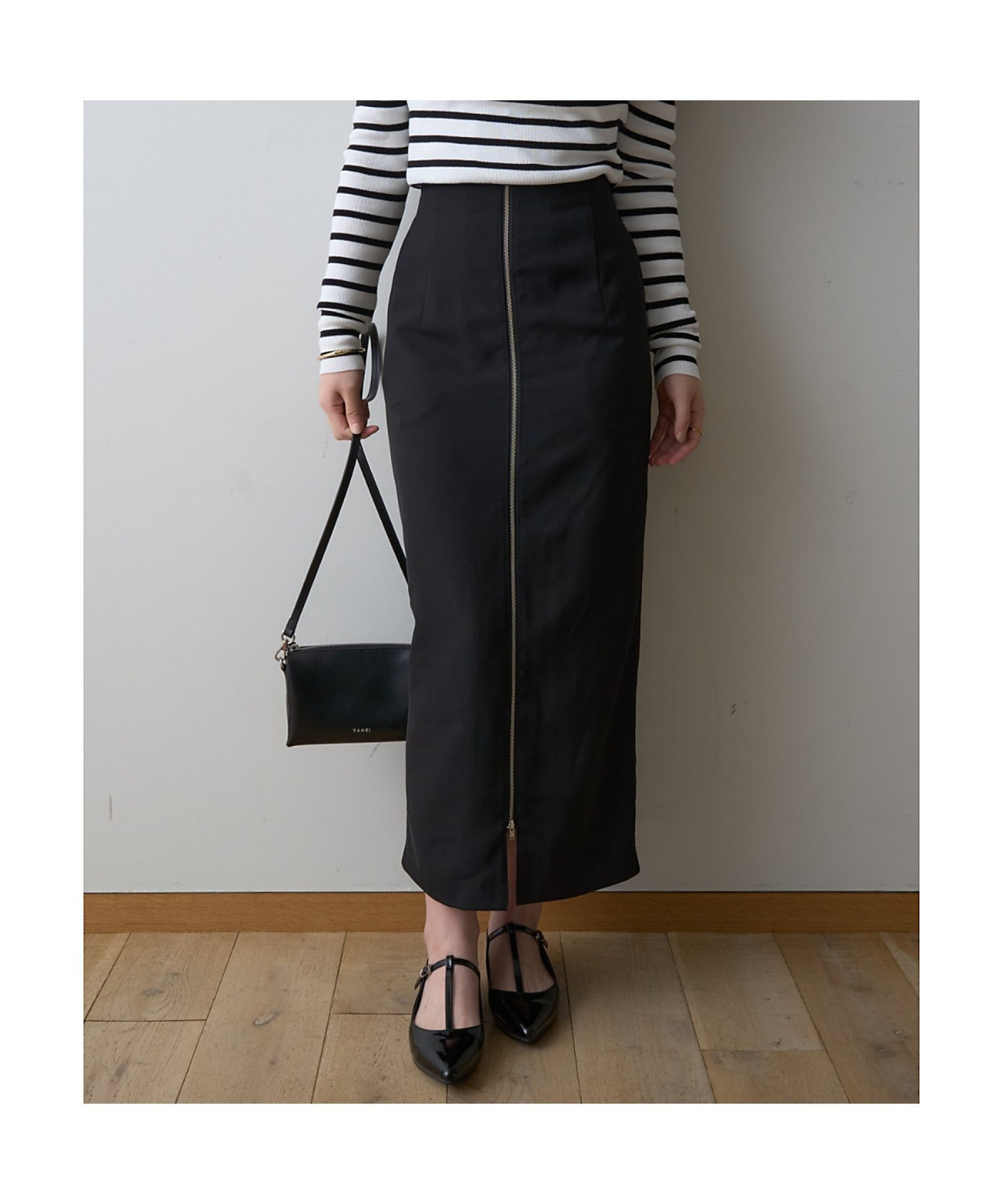 【ルージュヴィフラクレ/Rouge vif la cle】の【一部店舗限定】フロントZIPストレッチハイウエストスカート 大人の最旬トレンドファッション＆コーディネート founy(ファウニー) 　ファッション　Fashion　レディースファッション　Fashion for Women　スカート　Skirts　シンプル　Simple, Minimal　スタイリッシュ　Stylish, Fashionable　ストレッチ　Stretch, Stretchy Fabric　スリット　Slit, Slit Detail　フロント　Front, Front Design　 other-1|ID: prp329100004979233 ipo3291000000037312432