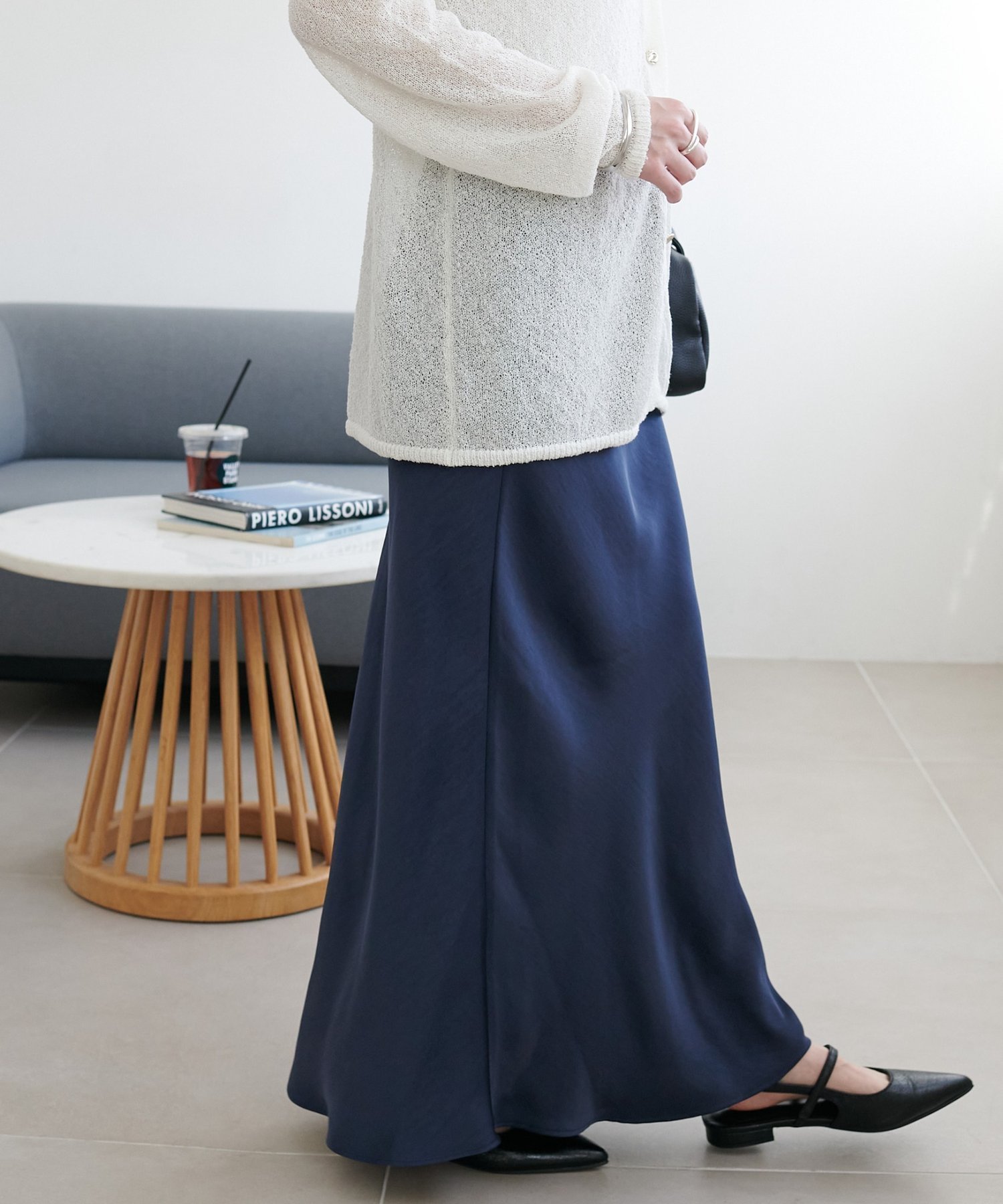 【ディスコート/Discoat】のサテンマーメイドスカート インテリア・キッズ・メンズ・レディースファッション・服の通販 founy(ファウニー) 　ファッション　Fashion　レディースファッション　Fashion for Women　スカート　Skirts　おすすめ　Recommended / Our Picks　サテン　Satin, Glossy Fabric　シューズ　Shoes, Footwear　ジャケット　Jacket, Outerwear　スウェット / スエット　Sweatshirt, Sweatwear　スニーカー　Sneakers, Trainers　フラット　Flat, Flat Shoes　マーメイド　Mermaid, Fishtail Silhouette　ロング　Long, Long-Length　エレガント 上品　Elegant　ネイビー|ID: prp329100004979258 ipo3291000000037312528