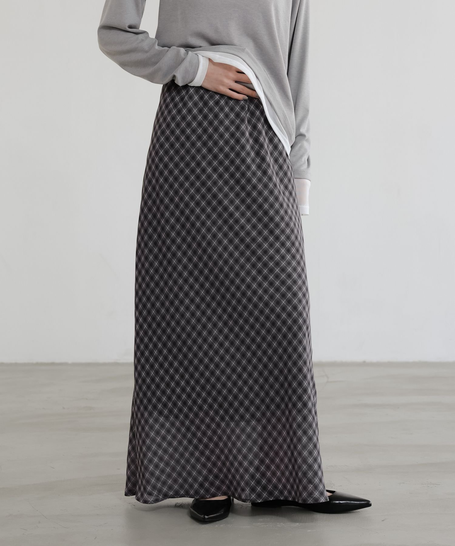 【ローリーズファーム/LOWRYS FARM】のシアーチェックフレアスカート インテリア・キッズ・メンズ・レディースファッション・服の通販 founy(ファウニー) 　ファッション　Fashion　レディースファッション　Fashion for Women　スカート　Skirts　Aライン・フレアスカート　A-Line & Flared Skirts　カットソー　Cut and Sewn Top　クラシック　Classic, Timeless Style　シフォン　Chiffon, Lightweight Fabric　シンプル　Simple, Minimal　ジャケット　Jacket, Outerwear　スニーカー　Sneakers, Trainers　ダウン　Down, Puffer　チェック　Check, Plaid, Tartan　ドレープ　Drape, Draping Fabric　バイアス　Bias, Diagonal Cut　フィット　Fit, Slim Fit　プリント　Print, Printed Pattern　モダン　Modern, Contemporary　エレガント 上品　Elegant　グレー10|ID: prp329100004979259 ipo3291000000037312533