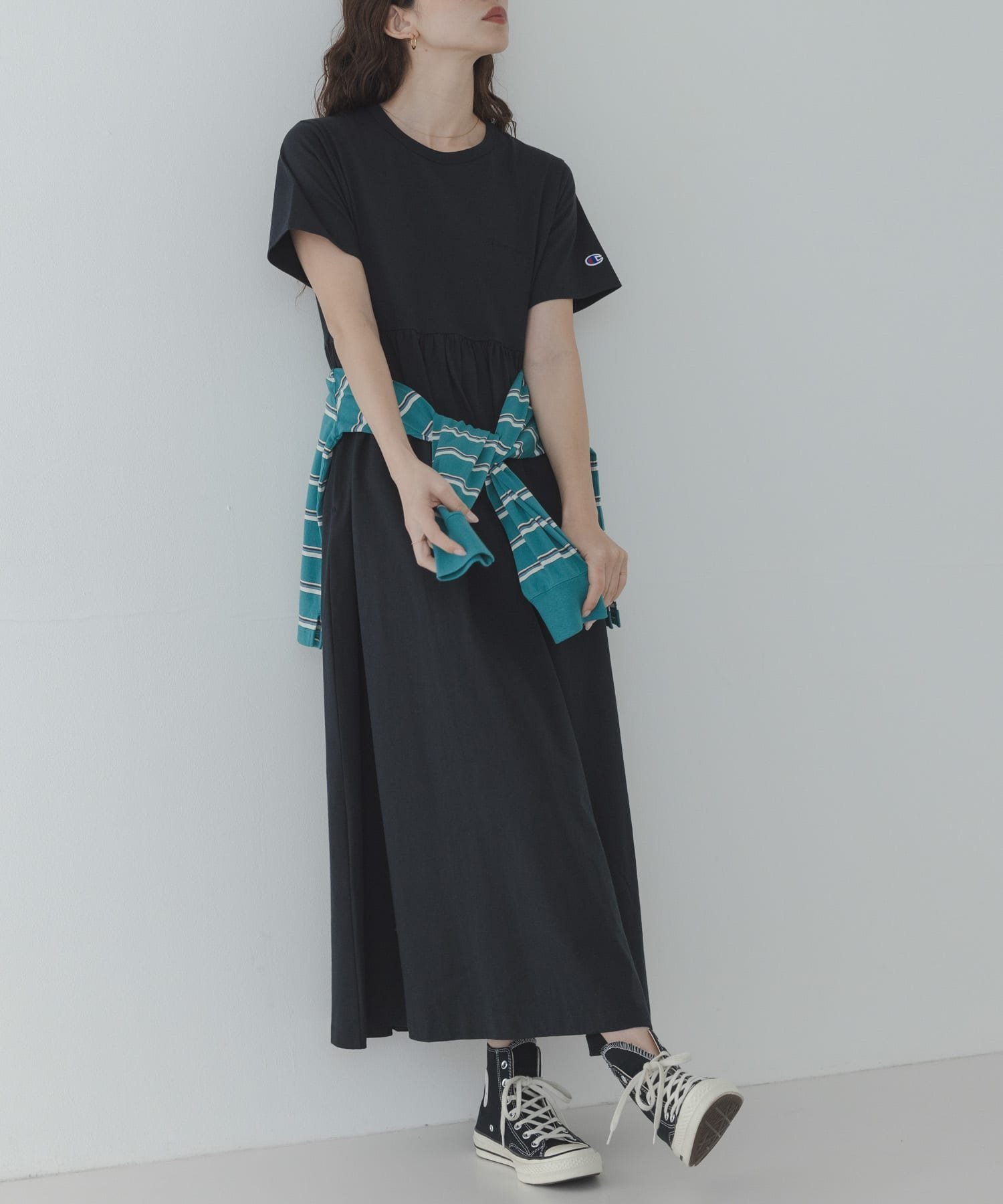 【サニーレーベル/Sonny Label / URBAN RESEARCH】の『別注』CHAMPION×Sonny Label ギャザーワンピース インテリア・キッズ・メンズ・レディースファッション・服の通販 founy(ファウニー) 　ファッション　Fashion　レディースファッション　Fashion for Women　ワンピース　Dresses　ギャザー　Gathered, Ruffled　シューズ　Shoes, Footwear　スポーツ　Sports, Activewear　ポケット　Pocket, Pocket Detail　別注　Limited Edition, Custom Order　S/S・春夏　SS, Spring/Summer, Warm Season　夏　Summer　2026年　2026　2026春夏・S/S　Spring/Summer 2026 SS26　ブラック|ID: prp329100004979300 ipo3291000000037312737
