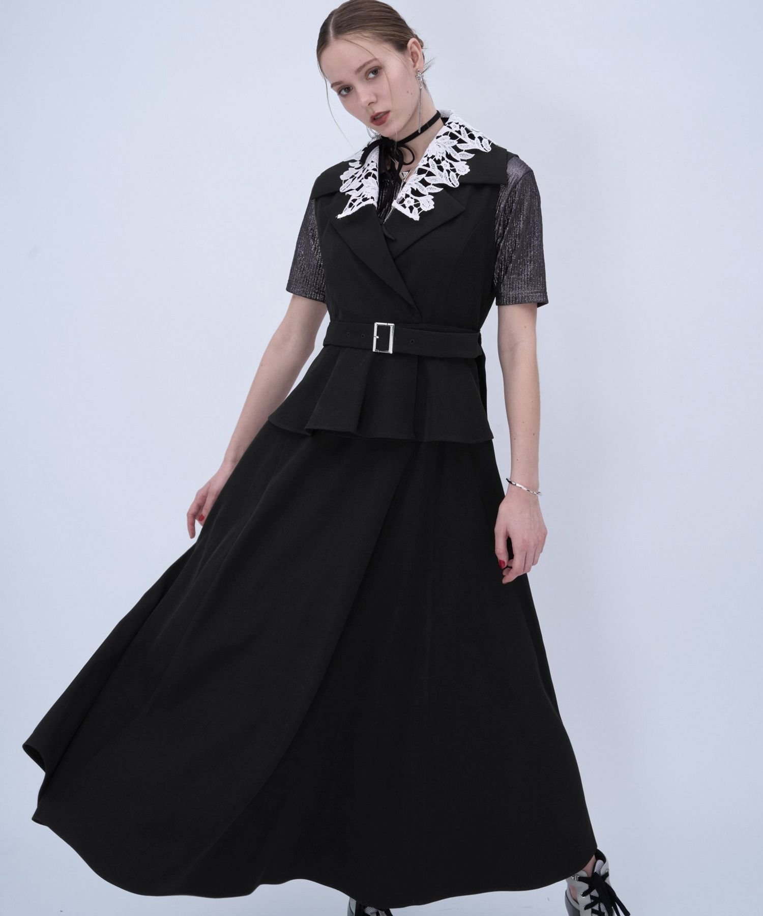 【ハレ/HARE】の2WAYエリレースジレワンピース インテリア・キッズ・メンズ・レディースファッション・服の通販 founy(ファウニー) 　ファッション　Fashion　レディースファッション　Fashion for Women　アウター　Coat / Outerwear Collection　インナー　Innerwear　ウェーブ　Wavy Pattern　厚底　Platform Shoes　シューズ　Shoes, Footwear　ストラップサンダル　Strappy Sandals, Strap Sandals　ストレート　Straight, Straight Cut　スリーブ　Sleeve, Long Sleeve / Short Sleeve　チュール　Tulip, Tulip Motif　ノースリーブ　Sleeveless, No-Sleeve　ハイネック　High Neck, Mock Neck　フェミニン　Feminine, Girly　フレア　Flare, Flared　ペプラム　Peplum, Flared Hem　レース　Lace, Lace Fabric　おすすめ　Recommended / Our Picks　エレガント 上品　Elegant　ブラック09|ID: prp329100004979320 ipo3291000000037312813