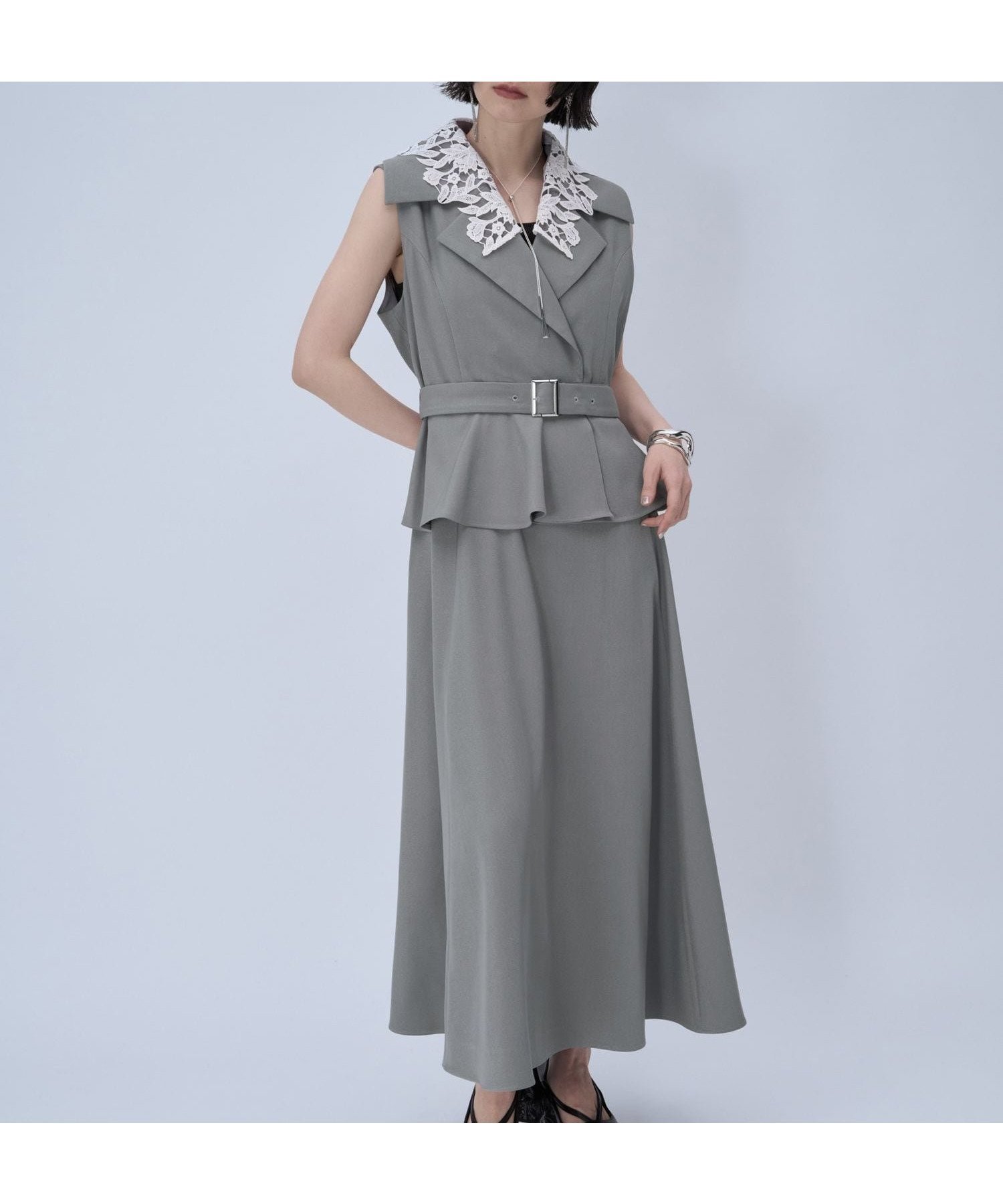 【ハレ/HARE】の2WAYエリレースジレワンピース インテリア・キッズ・メンズ・レディースファッション・服の通販 founy(ファウニー) 　ファッション　Fashion　レディースファッション　Fashion for Women　アウター　Coat / Outerwear Collection　インナー　Innerwear　ウェーブ　Wavy Pattern　厚底　Platform Shoes　シューズ　Shoes, Footwear　ストラップサンダル　Strappy Sandals, Strap Sandals　ストレート　Straight, Straight Cut　スリーブ　Sleeve, Long Sleeve / Short Sleeve　チュール　Tulip, Tulip Motif　ノースリーブ　Sleeveless, No-Sleeve　ハイネック　High Neck, Mock Neck　フェミニン　Feminine, Girly　フレア　Flare, Flared　ペプラム　Peplum, Flared Hem　レース　Lace, Lace Fabric　おすすめ　Recommended / Our Picks　エレガント 上品　Elegant　ライトグレー07|ID: prp329100004979320 ipo3291000000037312814