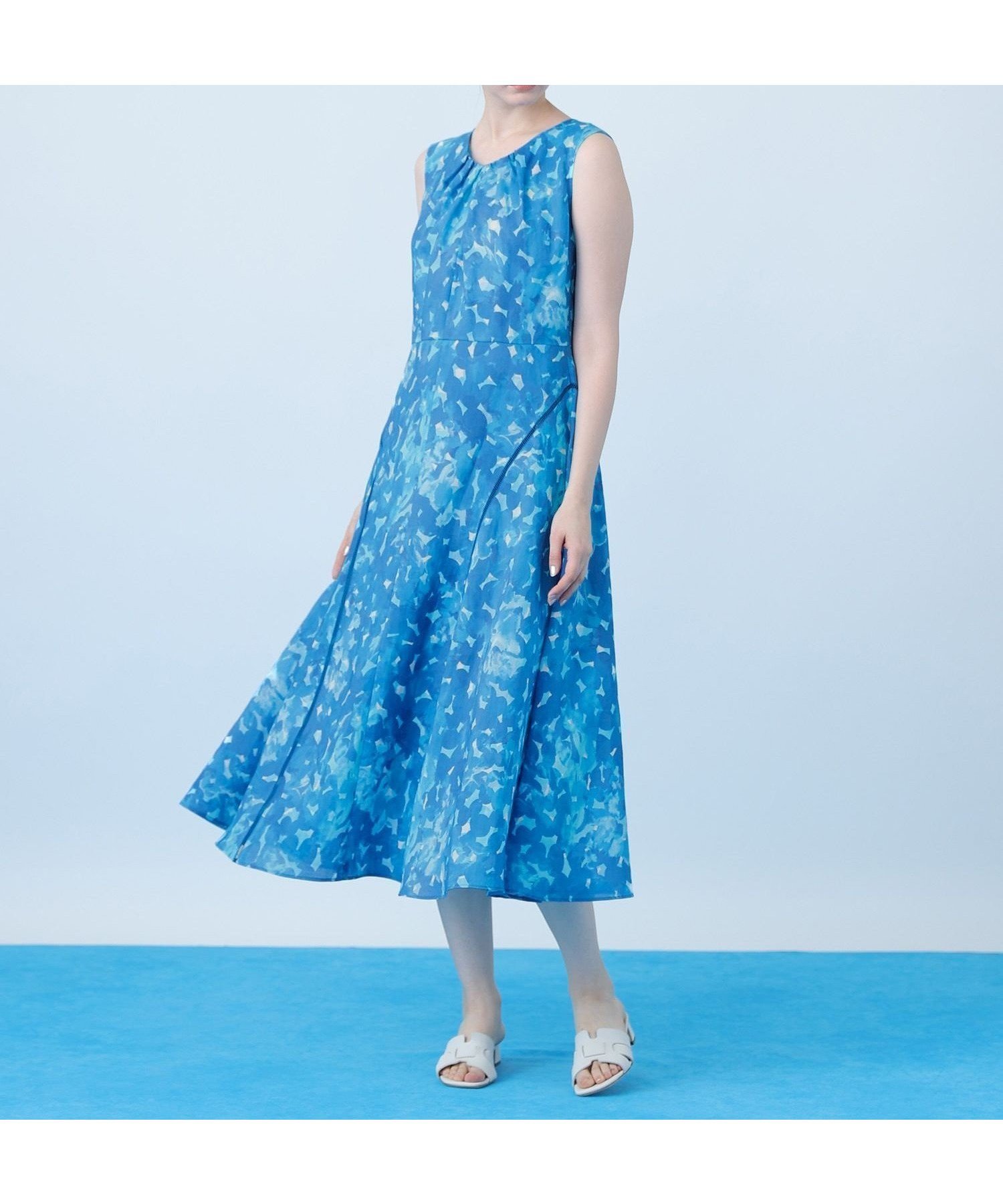 【アナイ/ANAYI】のVeil Blue プリントリネンフレア ワンピース 大人の最旬トレンドファッション＆コーディネート founy(ファウニー) 　ファッション　Fashion　レディースファッション　Fashion for Women　ワンピース　Dresses　エレガント 上品　Elegant　コレクション　Collection, Seasonal Line　サマー　Summer, Summer Style　スマート　Smart, Elegant　フレア　Flare, Flared　プリント　Print, Printed Pattern　ペチコート　Petticoat, Underskirt　モチーフ　Motif, Design Theme　リネン　Linen, Linen Fabric　S/S・春夏　SS, Spring/Summer, Warm Season　再入荷　Restock / Back in Stock　夏　Summer　 other-1|ID: prp329100004979356 ipo3291000000037312949