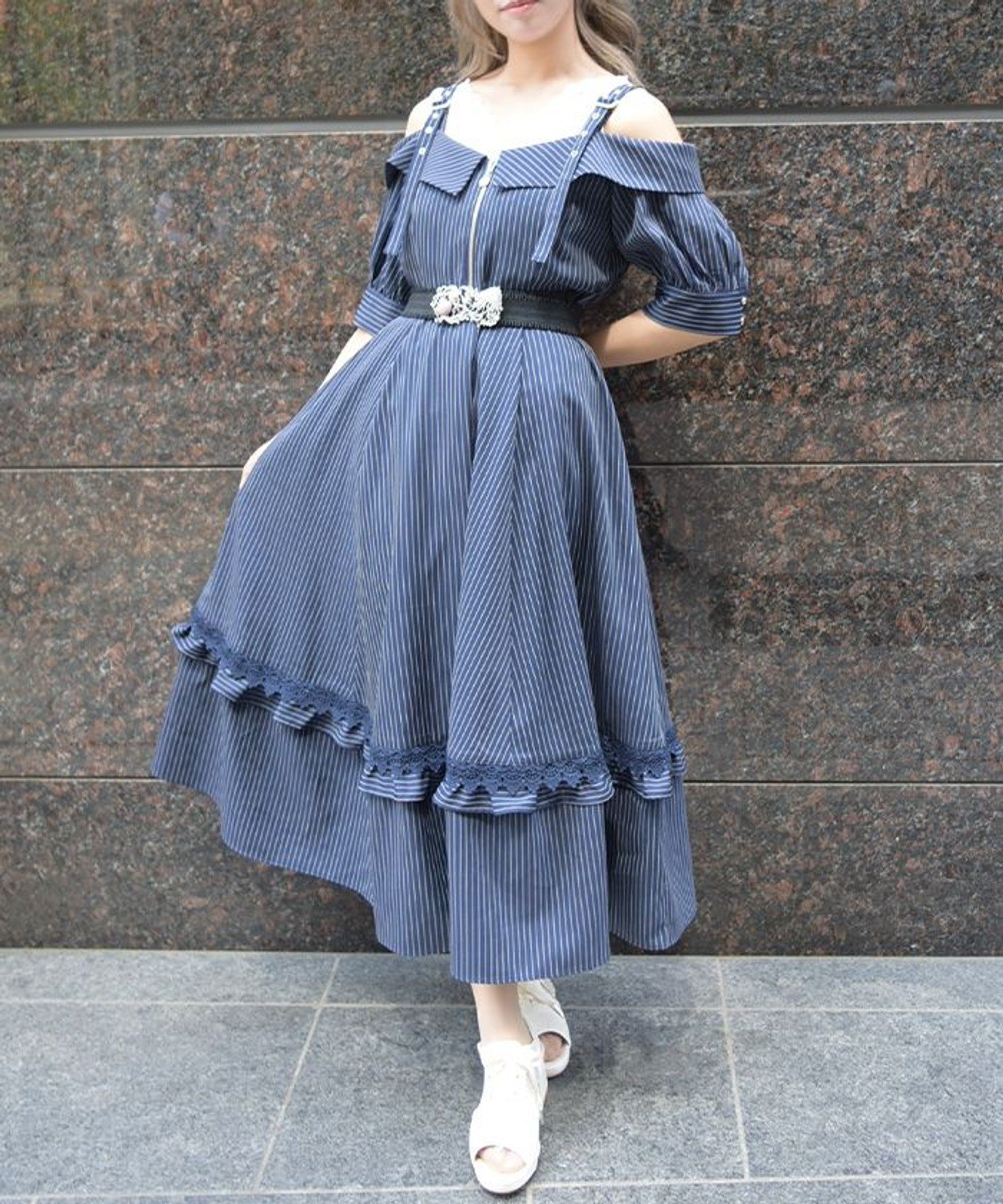 【アクシーズファム/axes femme】のストライプオフショルOP インテリア・キッズ・メンズ・レディースファッション・服の通販 founy(ファウニー) 　ファッション　Fashion　レディースファッション　Fashion for Women　ワンピース　Dresses　おすすめ　Recommended / Our Picks　インナー　Innerwear　シンプル　Simple, Minimal　バランス　Balance, Style Balance　レース　Lace, Lace Fabric　半袖　Short Sleeve, Half Sleeve　羽織　Haori, Light Jacket　紺|ID: prp329100004979368 ipo3291000000037312988