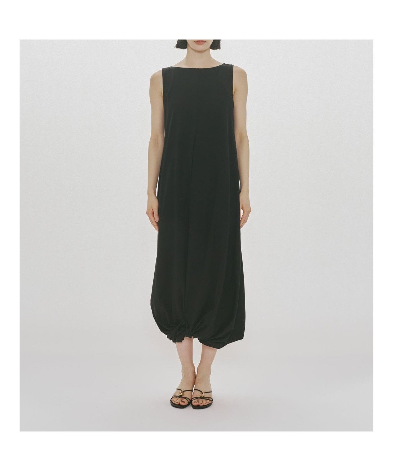 【マーコート/MARcourt】のMIDIUMISOLID for Ladies ジャージツイストヘムワンピース インテリア・キッズ・メンズ・レディースファッション・服の通販 founy(ファウニー) 　ファッション　Fashion　レディースファッション　Fashion for Women　ワンピース　Dresses　スタイリッシュ　Stylish, Fashionable　ドレープ　Drape, Draping Fabric　ノースリーブ　Sleeveless, No-Sleeve　バランス　Balance, Style Balance　バルーン　Balloon, Balloon Silhouette　ポケット　Pocket, Pocket Detail　リラックス　Relax, Relaxed Fit　人気　Popular, Best Seller　夏　Summer　無地　Plain, Solid Color　ブラック|ID: prp329100004979393 ipo3291000000037313071
