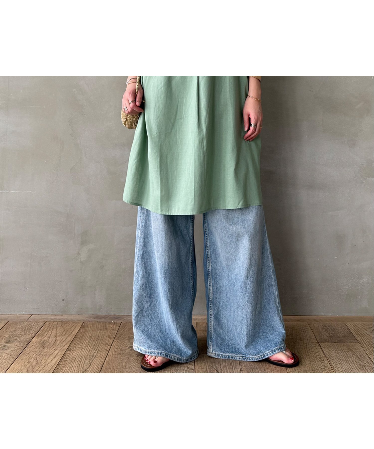 【エルビーシー/LBC】のリネンレーヨンボタンサックワンピ インテリア・キッズ・メンズ・レディースファッション・服の通販 founy(ファウニー) 　ファッション　Fashion　レディースファッション　Fashion for Women　ワンピース　Dresses　おすすめ　Recommended / Our Picks　シアー　Sheer, See-Through　チュニック　Tunic, Long Top　デニム　Denim, Jeans Material　ネップ　Nepp, Slub Yarn　バランス　Balance, Style Balance　フロント　Front, Front Design　プリーツ　Pleats, Pleated　リネン　Linen, Linen Fabric　エレガント 上品　Elegant　夏　Summer　グリーン|ID: prp329100004979399 ipo3291000000037313116