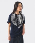 【ビームス ウイメン/BEAMS】の【別注】TORI-TO / 縦フリル Tシャツ 大人の最旬トレンドファッション＆コーディネート founy(ファウニー) ファッション Fashion レディースファッション Fashion for Women トップス・カットソー Cut & Sew Tops シャツ・ブラウス・オフィスカジュアル Elegant Blouses & Button-Ups ロングTシャツ・Tシャツ Longline T-Shirts & Tees インナー Innerwear カーディガン Cardigan, Knitwear シンプル Simple, Minimal ジャケット Jacket, Outerwear スラックス Slacks, Dress Pants デニム Denim, Jeans Material ハンド Hand, Handmade パッチワーク Patchwork, Mixed Fabric フリル Frill, Ruffle フロント Front, Front Design プリント Print, Printed Pattern ベーシック Basic, Essential 別注 Limited Edition, Custom Order リラックス Relax, Relaxed Fit おすすめ Recommended / Our Picks 日本製 Made In Japan thumbnail NAVY|ID: prp329100004979780 ipo3291000000037315157