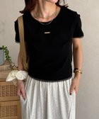 【ゼヴォン/Thevon】のチャーム付きコンパクトTシャツ 大人の最旬トレンドファッション＆コーディネート founy(ファウニー) ファッション Fashion レディースファッション Fashion for Women トップス・カットソー Cut & Sew Tops シャツ・ブラウス・オフィスカジュアル Elegant Blouses & Button-Ups ロングTシャツ・Tシャツ Longline T-Shirts & Tees 春 Spring コンパクト Compact, Small Size サンダル Sandals, Summer Shoes シューズ Shoes, Footwear シンプル Simple, Minimal チャーム Charm, Pendant デニム Denim, Jeans Material バレエ Ballet, Ballet Style リネン Linen, Linen Fabric リラックス Relax, Relaxed Fit S/S・春夏 SS, Spring/Summer, Warm Season 再入荷 Restock / Back in Stock おすすめ Recommended / Our Picks 夏 Summer エレガント 上品 Elegant 2026年 2026 2026春夏・S/S Spring/Summer 2026 SS26 thumbnail ブラック|ID: prp329100004979784 ipo3291000000037315186