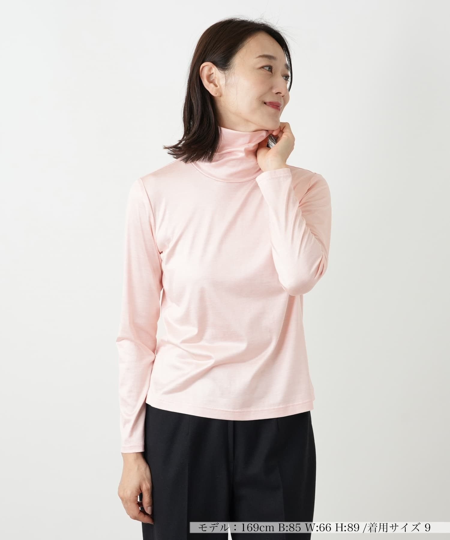 【レリアン/LEILIAN】のシルク混タートルネックカットソー インテリア・キッズ・メンズ・レディースファッション・服の通販 founy(ファウニー) 　ファッション　Fashion　レディースファッション　Fashion for Women　トップス・カットソー　Cut & Sew Tops　カットソー・ベーシックTシャツ　Cut-and-Sewn Tops / Stretch Tees & Basics　タートルネック・ハイネックトップス　Turtlenecks & High-Neck Tops　インナー　Innerwear　ウォッシャブル　Machine Washable　エレガント 上品　Elegant　カットソー　Cut and Sewn Top　シルク　Silk, 100% Silk　ジャケット　Jacket, Outerwear　フィット　Fit, Slim Fit　ポケット　Pocket, Pocket Detail　秋　Autumn　ピンク|ID: prp329100004979811 ipo3291000000037315343