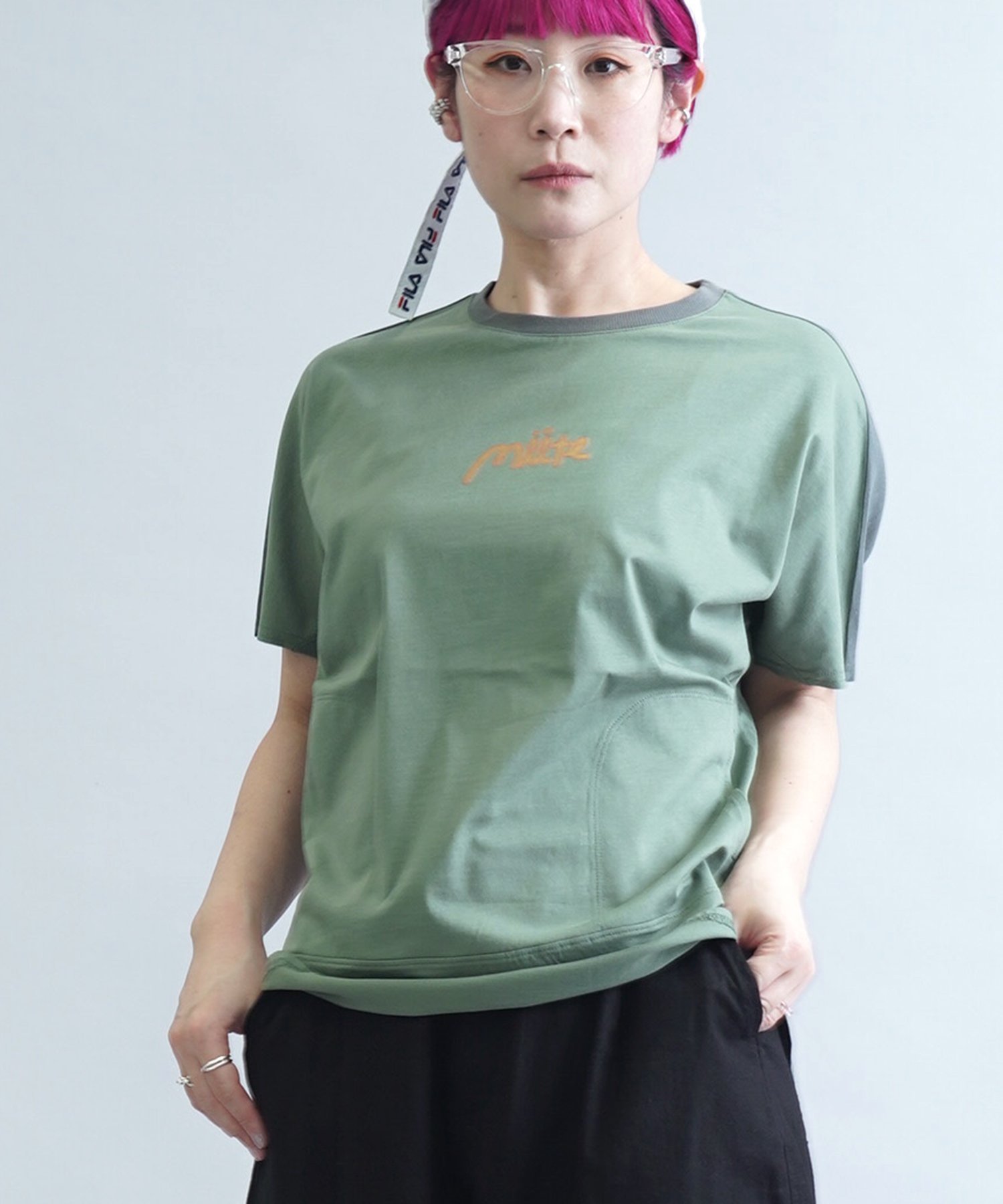 【ミーテ/miite】のコットンリネンドッキングドルマン風プルオーバー インテリア・キッズ・メンズ・レディースファッション・服の通販 founy(ファウニー) 　ファッション　Fashion　レディースファッション　Fashion for Women　トップス・カットソー　Cut & Sew Tops　カジュアルプルオーバー・ニットトップス　Pullovers & Knit Tops / Casual Pullovers　イタリア　Italy　カットソー　Cut and Sewn Top　コンビ　Combo, Combination Style　シンプル　Simple, Minimal　デニム　Denim, Jeans Material　ドッキング　Docking, Mixed Material　フォルム　Silhouette, Form　ボトム　Bottoms, Lower Wear　ポケット　Pocket, Pocket Detail　リネン　Linen, Linen Fabric　リラックス　Relax, Relaxed Fit　ワイド　Wide, Wide Fit　ワーク　Workwear, Utility Style　おすすめ　Recommended / Our Picks　夏　Summer　カーキ|ID: prp329100004979841 ipo3291000000037315475
