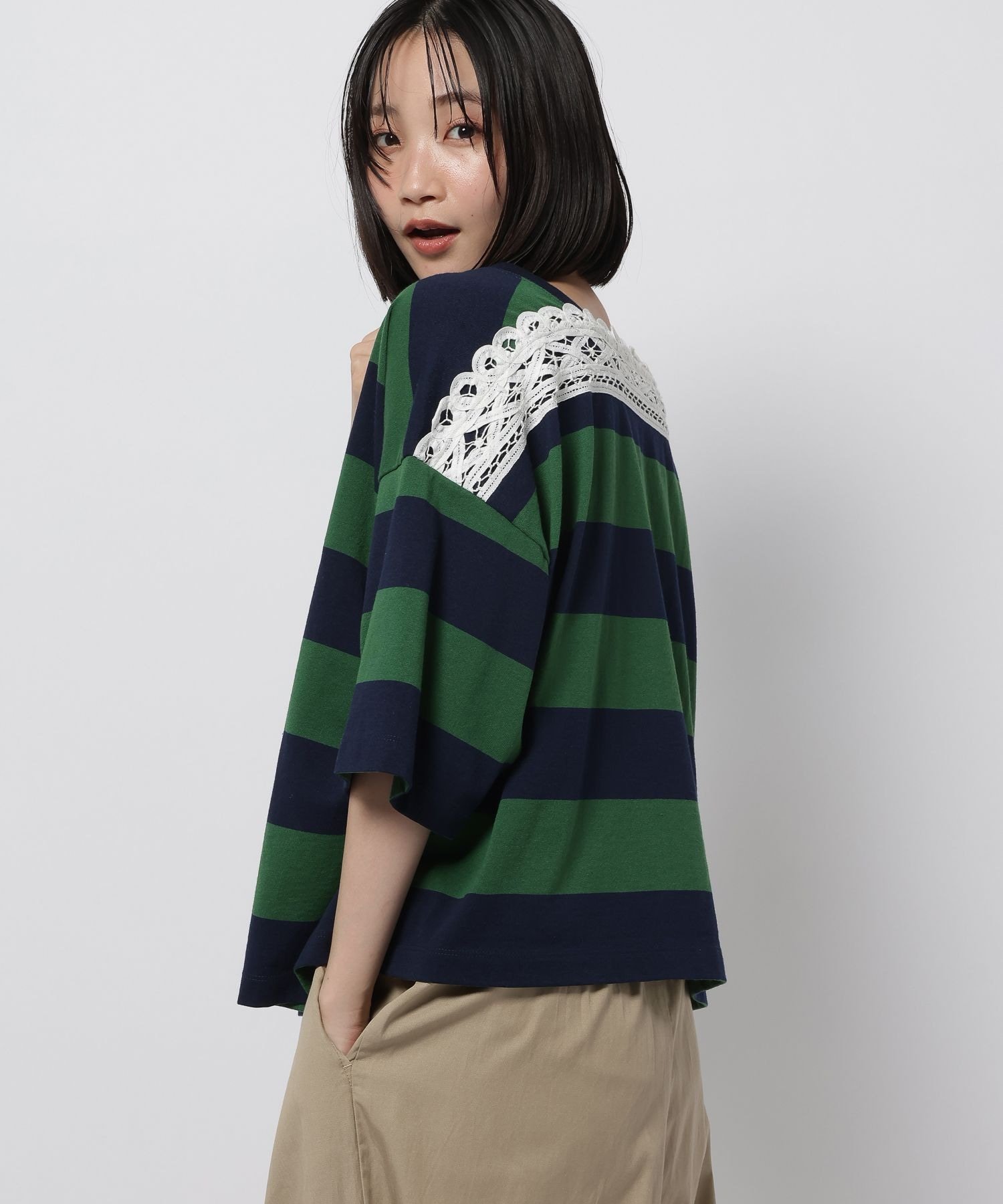 【ニコアンド/niko and】のバテンレース2WAY Tシャツ インテリア・キッズ・メンズ・レディースファッション・服の通販 founy(ファウニー) 　ファッション　Fashion　レディースファッション　Fashion for Women　トップス・カットソー　Cut & Sew Tops　シャツ・ブラウス・オフィスカジュアル　Elegant Blouses & Button-Ups　ロングTシャツ・Tシャツ　Longline T-Shirts & Tees　おすすめ　Recommended / Our Picks　サンダル　Sandals, Summer Shoes　ドッキング　Docking, Mixed Material　ボーダー　Border, Stripe　リラックス　Relax, Relaxed Fit　レース　Lace, Lace Fabric　ロング　Long, Long-Length　ワイド　Wide, Wide Fit　夏　Summer　グリーンボーダー|ID: prp329100004979844 ipo3291000000037315487