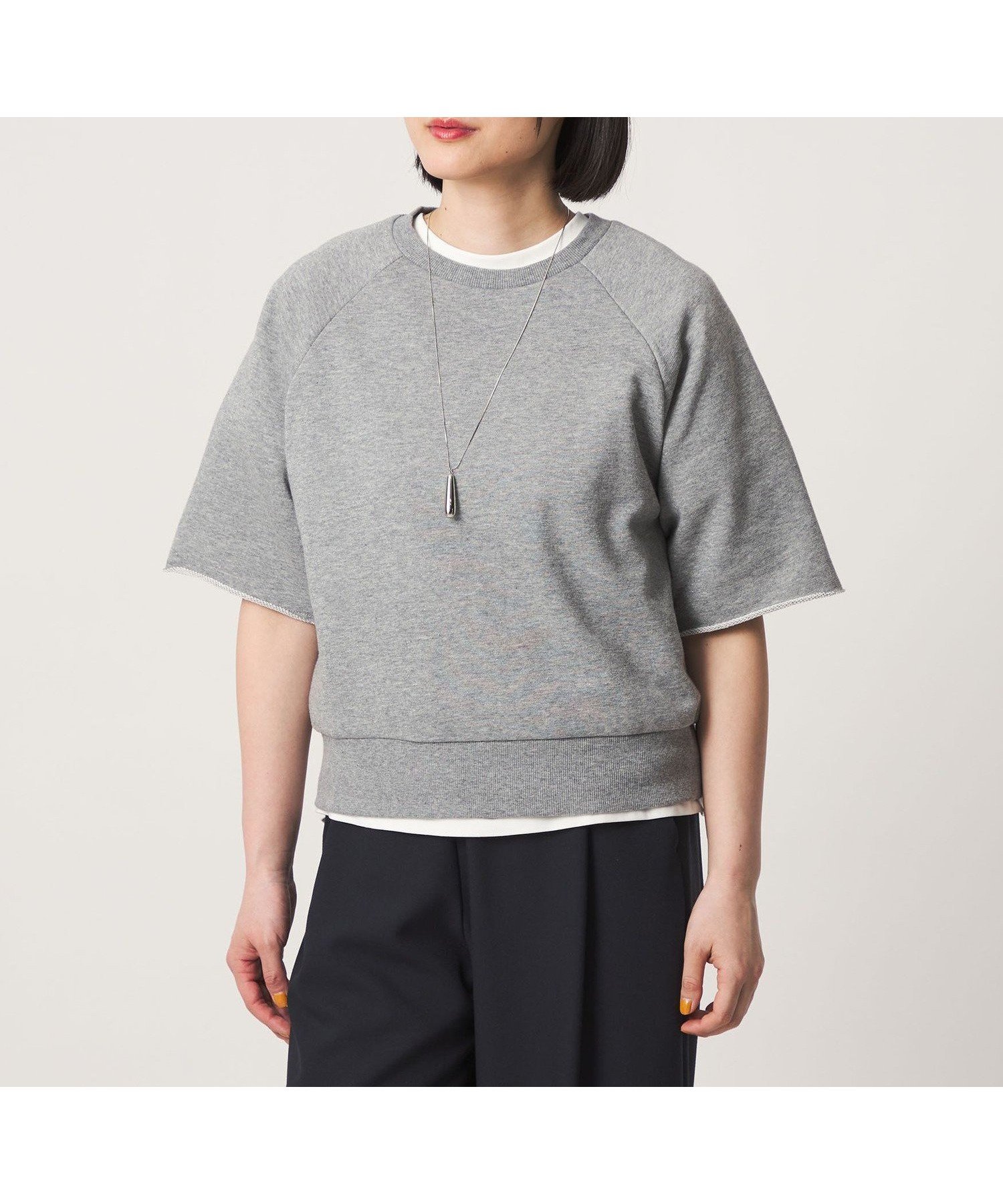 【ユナイテッドアローズ/UNITED ARROWS】のラメ ウラケ ハーフスリーブスウェット A DAY IN THE LIFE 大人の最旬トレンドファッション＆コーディネート founy(ファウニー) 　ファッション　Fashion　レディースファッション　Fashion for Women　トップス・カットソー　Cut & Sew Tops　レディースパーカー・カジュアルフーディー　Casual Hoodies & Sweatshirts　スウェット・クルーネックトップス　Sweatshirts & Crewnecks / Relaxed Fit Sweat Tops　春　Spring　スウェット / スエット　Sweatshirt, Sweatwear　スラックス　Slacks, Dress Pants　スリーブ　Sleeve, Long Sleeve / Short Sleeve　タンク　Tank Top, Sleeveless Top　デニム　Denim, Jeans Material　トレンド　Trend, Trending Now　バランス　Balance, Style Balance　半袖　Short Sleeve, Half Sleeve　ロング　Long, Long-Length　S/S・春夏　SS, Spring/Summer, Warm Season　アウトレット　Outlet / Clearance　おすすめ　Recommended / Our Picks　夏　Summer　エレガント 上品　Elegant　ビジネス 仕事 通勤　Business / Work / Commuting　 other-1|ID: prp329100004979865 ipo3291000000037315583