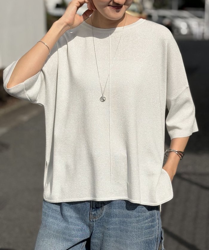 【ビアズリー/BEARDSLEY】の半袖サラッとプルオーバー インテリア・キッズ・メンズ・レディースファッション・服の通販 founy(ファウニー) https://founy.com/ ファッション Fashion レディースファッション Fashion for Women トップス・カットソー Cut & Sew Tops カジュアルプルオーバー・ニットトップス Pullovers & Knit Tops / Casual Pullovers アクリル Acrylic Material 春 Spring カーディガン Cardigan, Knitwear シルバー Silver, Metallic Silver スリット Slit, Slit Detail ボトム Bottoms, Lower Wear 半袖 Short Sleeve, Half Sleeve S/S・春夏 SS, Spring/Summer, Warm Season 再入荷 Restock / Back in Stock 夏 Summer エレガント 上品 Elegant |ID: prp329100004979932 ipo3291000000037315869
