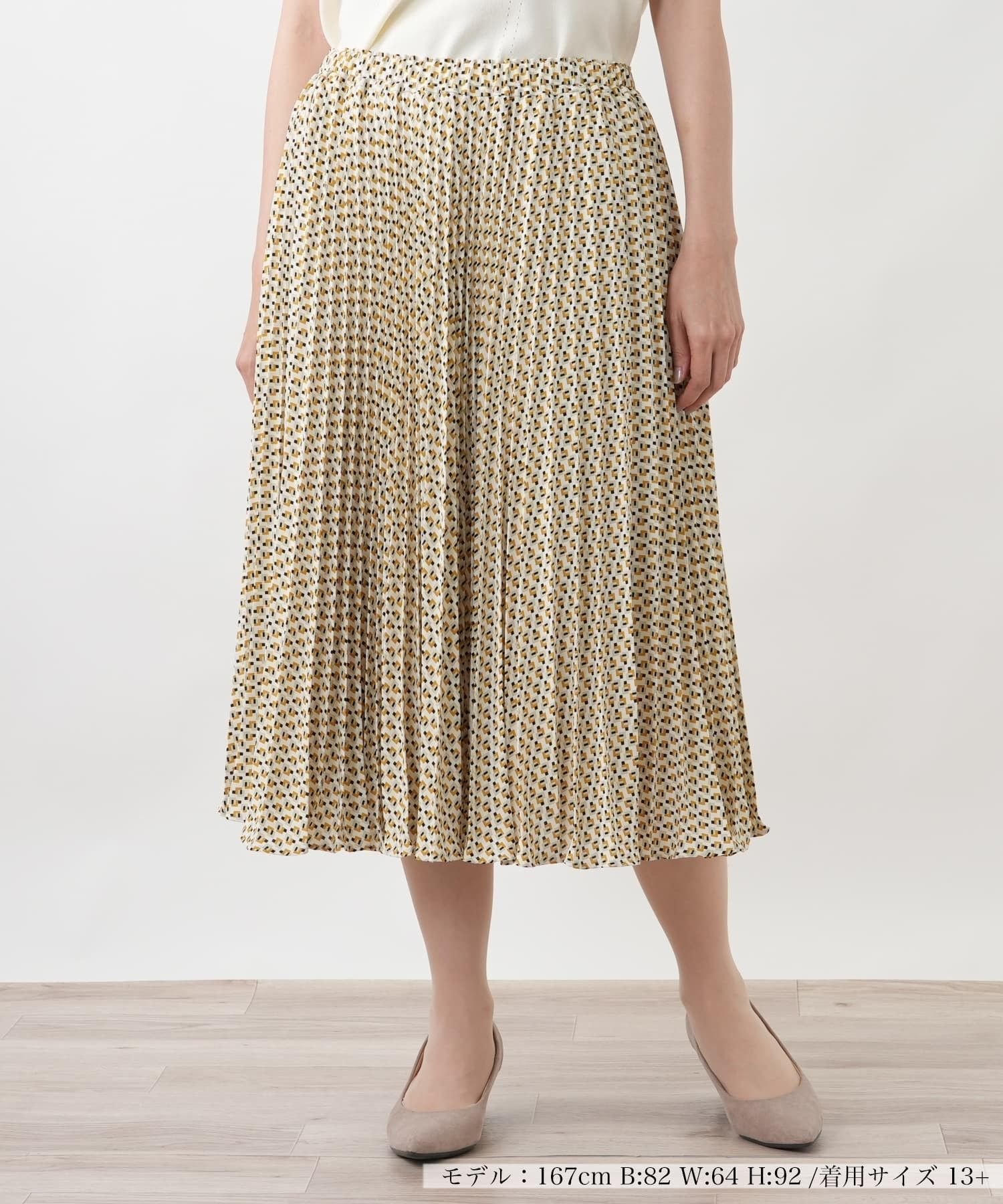 【レリアンプラスハウス/Leilian PLUS HOUSE】のプリーツスカート インテリア・キッズ・メンズ・レディースファッション・服の通販 founy(ファウニー) 　ファッション　Fashion　レディースファッション　Fashion for Women　スカート　Skirts　プリーツスカート / 上品フェミニンスタイル　Pleated Skirts　ウォッシャブル　Machine Washable　シンプル　Simple, Minimal　プリント　Print, Printed Pattern　プリーツ　Pleats, Pleated　ポケット　Pocket, Pocket Detail　エレガント 上品　Elegant　夏　Summer　ゴールド|ID: prp329100004980060 ipo3291000000037316350