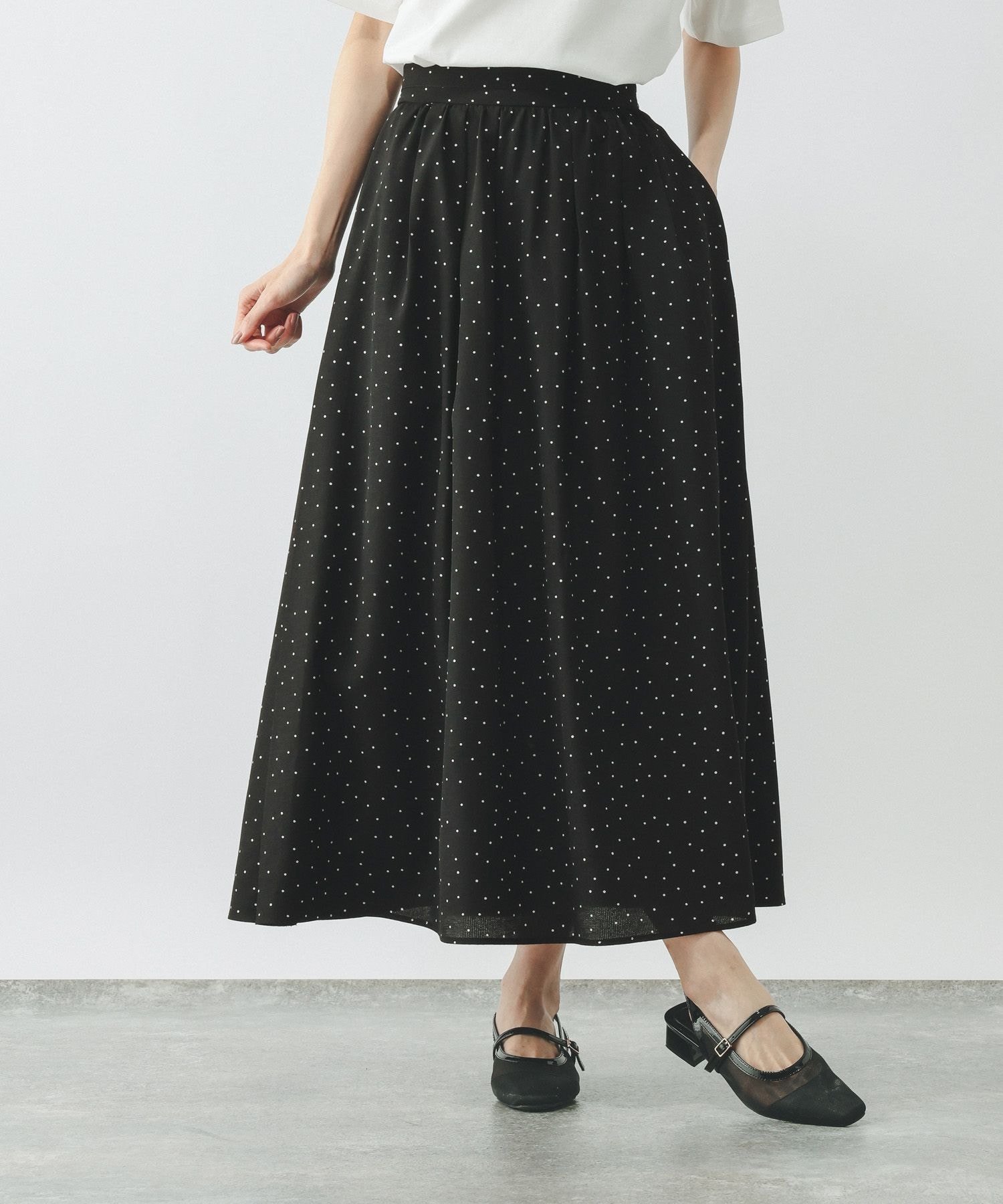 【グローバルワーク/GLOBAL WORK】のAiry Breezeフレアスカート/636606 インテリア・キッズ・メンズ・レディースファッション・服の通販 founy(ファウニー) 　ファッション　Fashion　レディースファッション　Fashion for Women　スカート　Skirts　Aライン・フレアスカート　A-Line & Flared Skirts　おすすめ　Recommended / Our Picks　カットソー　Cut and Sewn Top　ギャザー　Gathered, Ruffled　コンパクト　Compact, Small Size　セットアップ　Set-Up, Coordinated Outfit　フレア　Flare, Flared　ポケット　Pocket, Pocket Detail　ランダム　Random, Irregular　吸水　Absorbent, Quick-Dry　夏　Summer　旅行　Travel　楽ちん　Easy Fit, Comfortable　軽量　Lightweight, Ultra Light　ブラック×ドット10|ID: prp329100004980071 ipo3291000000037316387