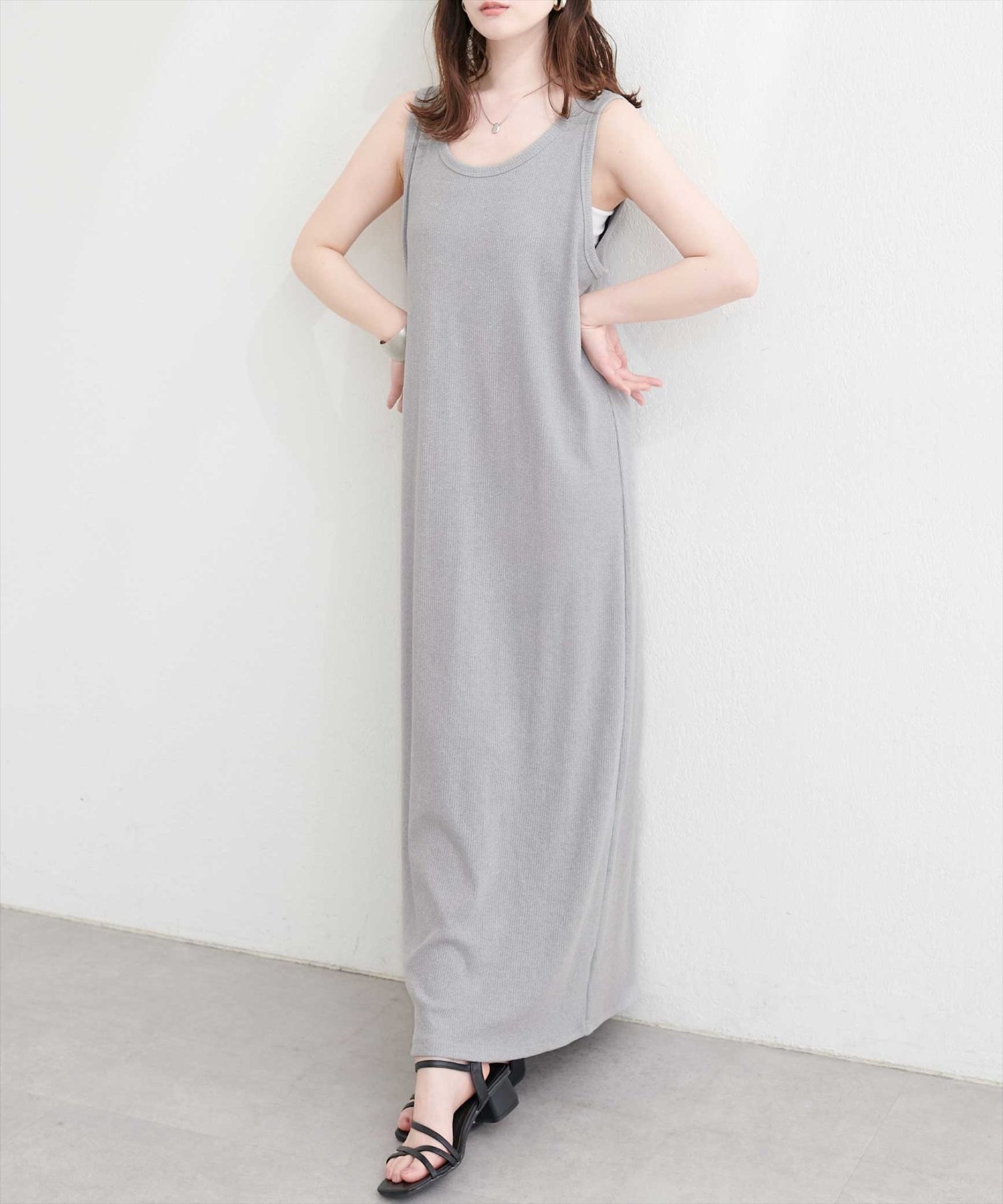 【ナチュラルクチュール/natural couture】のラメテレコワンピース インテリア・キッズ・メンズ・レディースファッション・服の通販 founy(ファウニー) 　ファッション　Fashion　レディースファッション　Fashion for Women　ワンピース　Dresses　アクセサリー　Fashion Accessories　エレガント 上品　Elegant　カーディガン　Cardigan, Knitwear　キャップ　Cap, Baseball Cap　サンダル　Sandals, Summer Shoes　ジャケット　Jacket, Outerwear　スニーカー　Sneakers, Trainers　デニム　Denim, Jeans Material　トレンド　Trend, Trending Now　ネックレス　Necklace, Pendant Necklace　ノースリーブ　Sleeveless, No-Sleeve　リラックス　Relax, Relaxed Fit　再入荷　Restock / Back in Stock　おすすめ　Recommended / Our Picks　2026年　2026　2026春夏・S/S　Spring/Summer 2026 SS26　グレー|ID: prp329100004980076 ipo3291000000037316417
