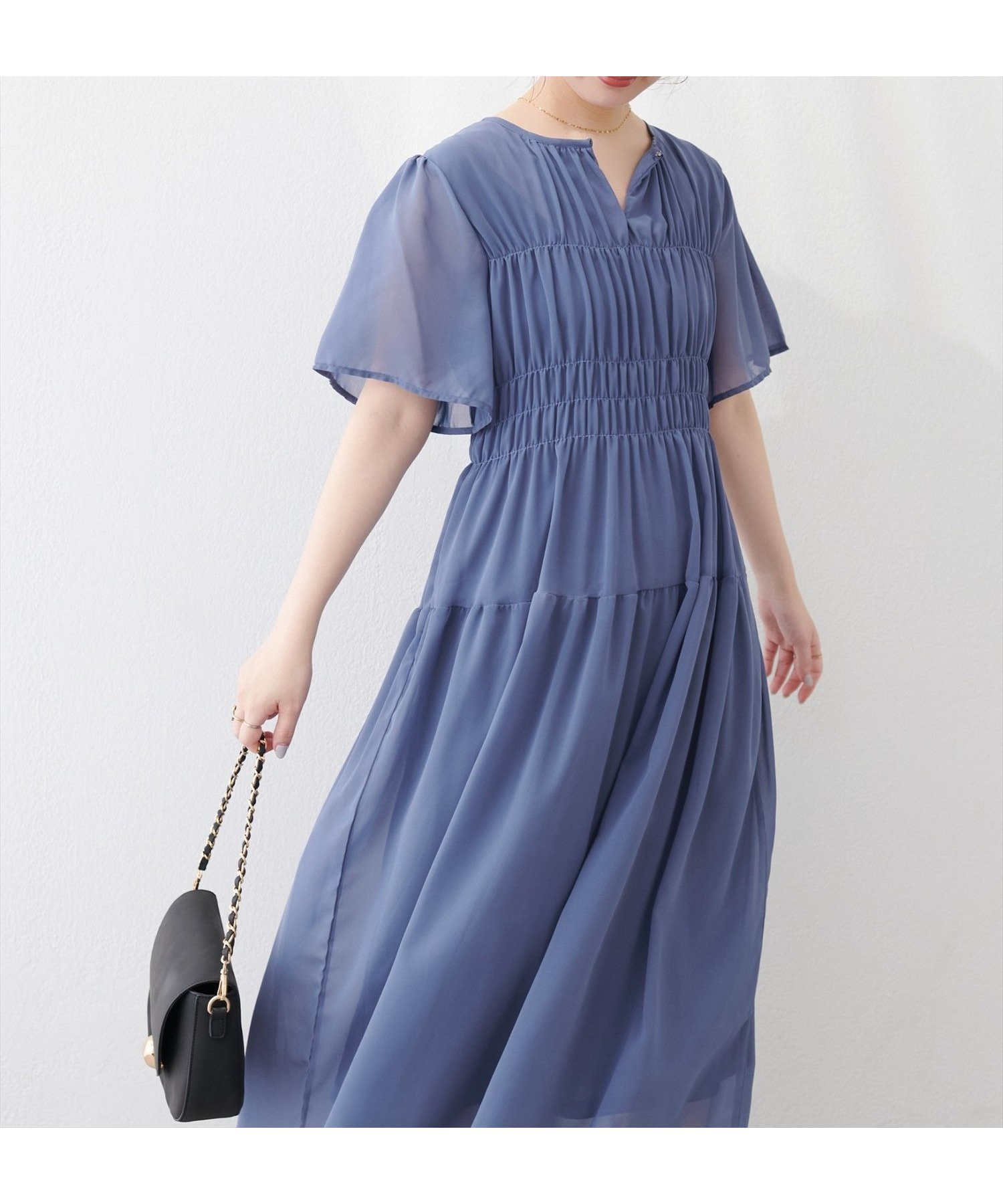 【ナチュラルクチュール/natural couture】の変形シャーリングフレンチスリーブワンピース インテリア・キッズ・メンズ・レディースファッション・服の通販 founy(ファウニー) 　ファッション　Fashion　レディースファッション　Fashion for Women　ワンピース　Dresses　カーディガン　Cardigan, Knitwear　コンパクト　Compact, Small Size　シャーリング　Shirring, Ruched　シューズ　Shoes, Footwear　ジャケット　Jacket, Outerwear　フラット　Flat, Flat Shoes　フレア　Flare, Flared　ポケット　Pocket, Pocket Detail　ロング　Long, Long-Length　再入荷　Restock / Back in Stock　エレガント 上品　Elegant　2026年　2026　2026春夏・S/S　Spring/Summer 2026 SS26　ブルー|ID: prp329100004980083 ipo3291000000037316448