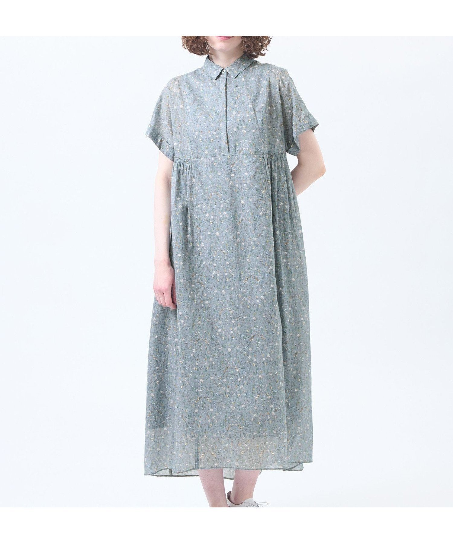 【マッキントッシュ フィロソフィー/MACKINTOSH PHILOSOPHY】のSnowblue Garden サイドギャザーワンピース インテリア・キッズ・メンズ・レディースファッション・服の通販 founy(ファウニー) 　ファッション　Fashion　レディースファッション　Fashion for Women　ワンピース　Dresses　ヴィンテージ　Vintage Style　春　Spring　ギャザー　Gathered, Ruffled　今季　This Season, Current Season　フラワー　Flower, Floral　フレア　Flare, Flared　フロント　Front, Front Design　プリント　Print, Printed Pattern　レギュラー　Regular, Standard Fit　おすすめ　Recommended / Our Picks　夏　Summer　エレガント 上品　Elegant　ブルー|ID: prp329100004980199 ipo3291000000037317249