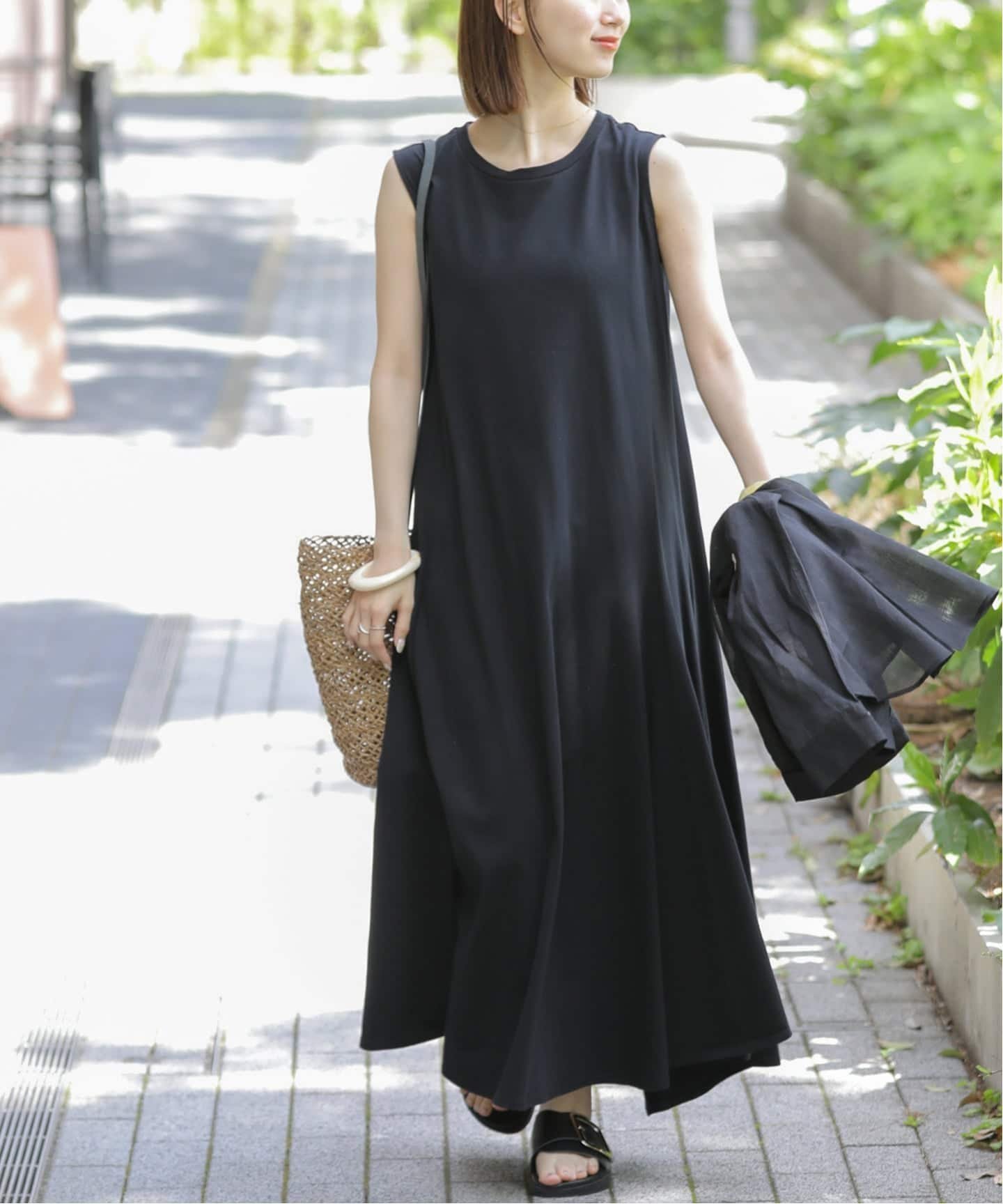 【ジャーナルスタンダード レリューム/JOURNAL STANDARD relume】の《WEB限定追加》コットンマーメイドラインワンピース インテリア・キッズ・メンズ・レディースファッション・服の通販 founy(ファウニー) 　ファッション　Fashion　レディースファッション　Fashion for Women　ワンピース　Dresses　2026年　2026　2026春夏・S/S　Spring/Summer 2026 SS26　マーメイド　Mermaid, Fishtail Silhouette　リゾート　Resort, Vacation Style　リラックス　Relax, Relaxed Fit　ブラック|ID: prp329100004980237 ipo3291000000037317372