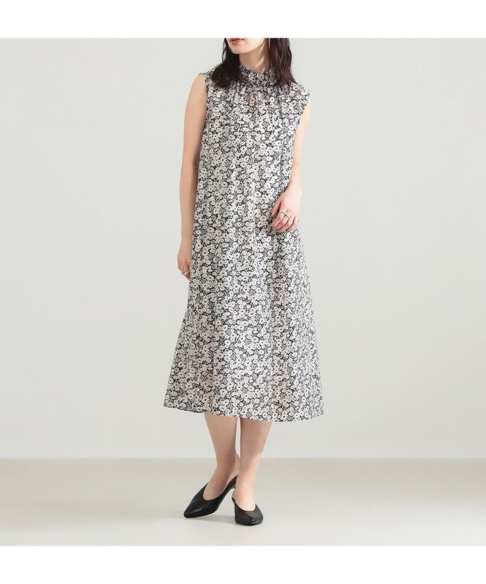 【デミルクス ビームス/Demi-Luxe BEAMS】のフラワー フリルネック ノースリーブ ワンピース インテリア・キッズ・メンズ・レディースファッション・服の通販 founy(ファウニー) https://founy.com/ ファッション Fashion レディースファッション Fashion for Women ワンピース Dresses インナー Innerwear オーガンジー Organza Fabric カーディガン Cardigan, Knitwear キャミソール Camisole, Spaghetti Strap Top ギャザー Gathered, Ruffled シルバー Silver, Metallic Silver ジャケット Jacket, Outerwear ドレープ Drape, Draping Fabric ノースリーブ Sleeveless, No-Sleeve フラワー Flower, Floral フリル Frill, Ruffle プリント Print, Printed Pattern |ID: prp329100004980281 ipo3291000000037390705