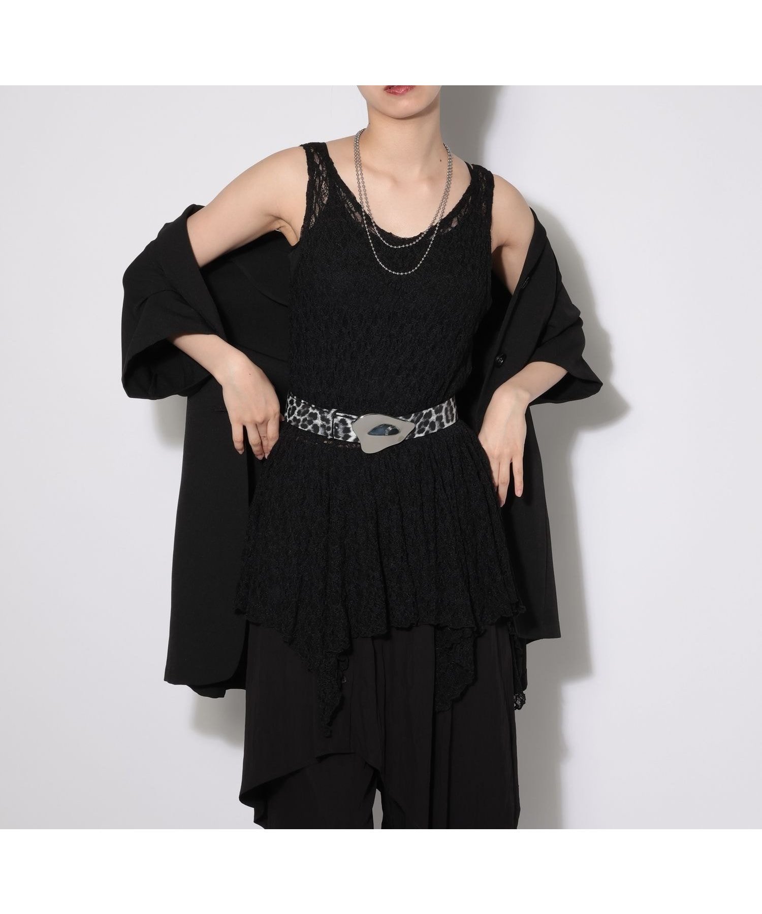 【ページボーイ/PAGEBOY】のイレヘムレイヤードワンピース(ノースリーブ) インテリア・キッズ・メンズ・レディースファッション・服の通販 founy(ファウニー) 　ファッション　Fashion　レディースファッション　Fashion for Women　ワンピース　Dresses　イレギュラーヘム　Irregular Hem　イレヘム　Irregular Hemline　シンプル　Simple, Minimal　スラックス　Slacks, Dress Pants　チュニック　Tunic, Long Top　デニム　Denim, Jeans Material　ノースリーブ　Sleeveless, No-Sleeve　人気　Popular, Best Seller　長袖　Long Sleeve, Full Sleeve　バランス　Balance, Style Balance　フィット　Fit, Slim Fit　レース　Lace, Lace Fabric　おすすめ　Recommended / Our Picks　ブラック09|ID: prp329100004980283 ipo3291000000037317529