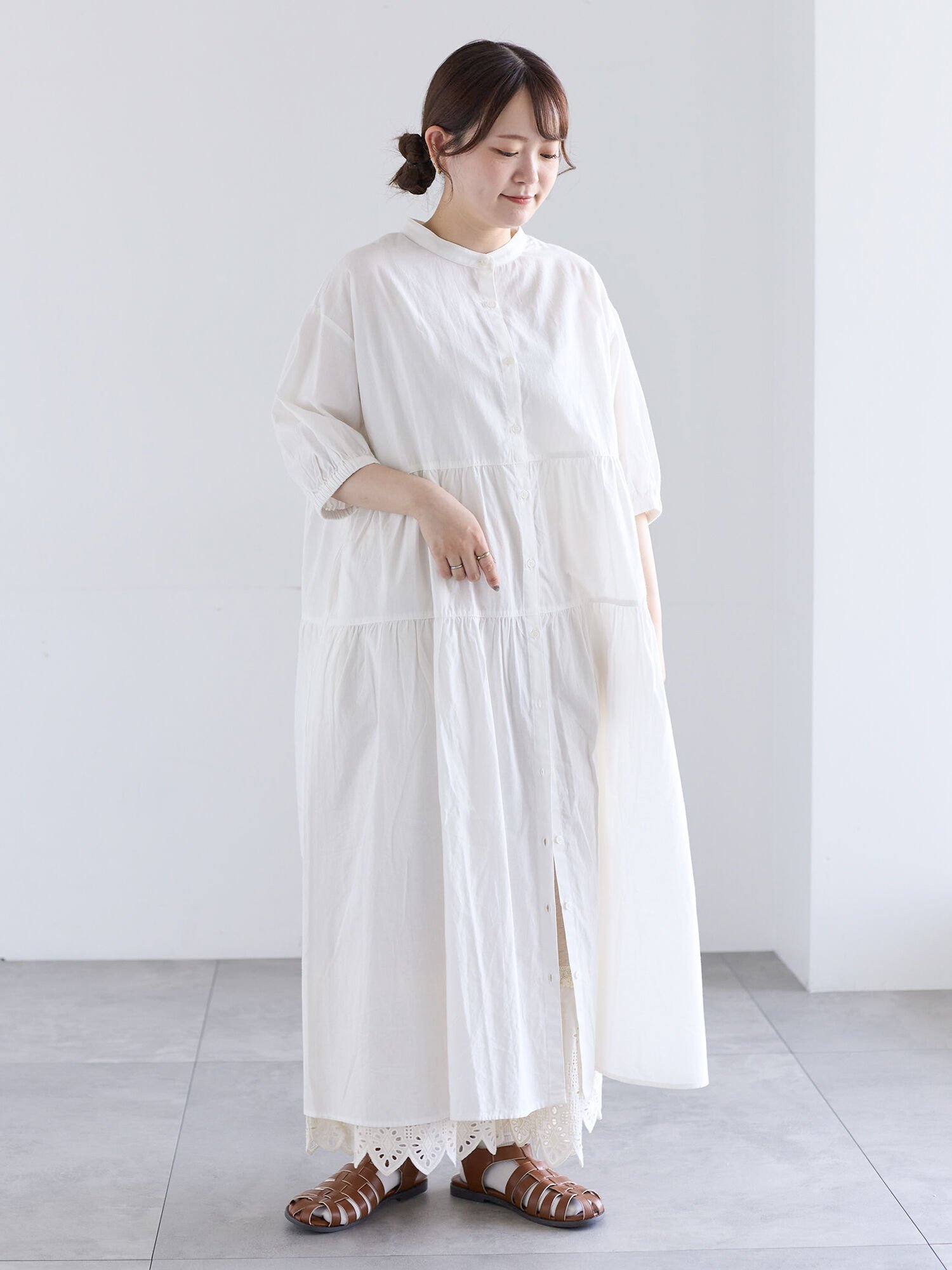 【サマンサモスモス/Samansa Mos2】の柄アソートティアードワンピース インテリア・キッズ・メンズ・レディースファッション・服の通販 founy(ファウニー) 　ファッション　Fashion　レディースファッション　Fashion for Women　ワンピース　Dresses　インナー　Innerwear　デニム　Denim, Jeans Material　オフホワイト|ID: prp329100004980290 ipo3291000000037317551