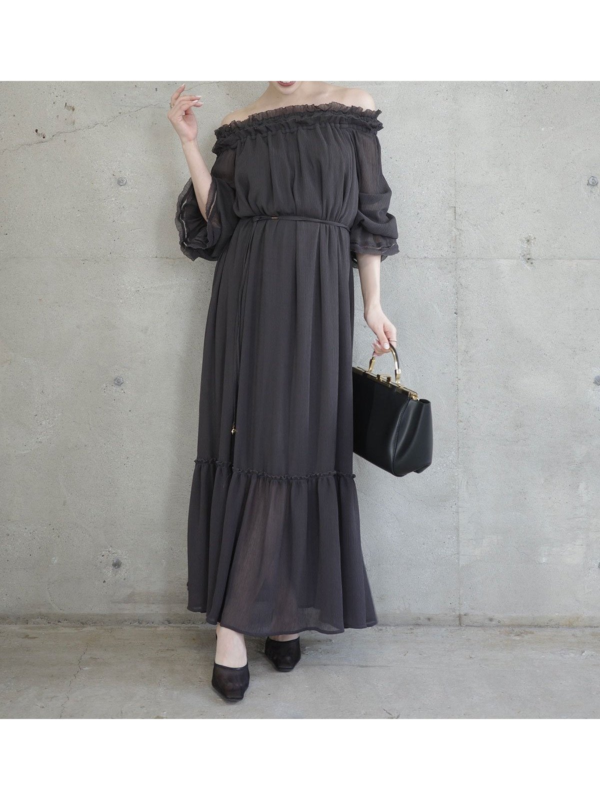 【アニュアンス/anuans】のシフォンオフショルダーフレアワンピース インテリア・キッズ・メンズ・レディースファッション・服の通販 founy(ファウニー) 　ファッション　Fashion　レディースファッション　Fashion for Women　ワンピース　Dresses　エレガント 上品　Elegant　シフォン　Chiffon, Lightweight Fabric　ドレープ　Drape, Draping Fabric　バランス　Balance, Style Balance　フィット　Fit, Slim Fit　フリル　Frill, Ruffle　フレア　Flare, Flared　リラックス　Relax, Relaxed Fit　CHARCOALGREY|ID: prp329100004980305 ipo3291000000037317606