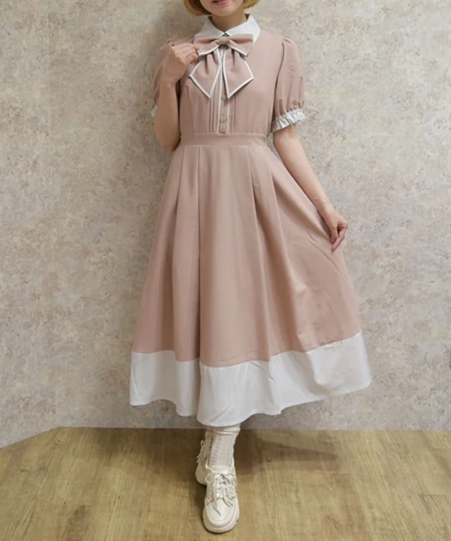 【アクシーズファム/axes femme】のストライプ切替シャツワンピース インテリア・キッズ・メンズ・レディースファッション・服の通販 founy(ファウニー) 　ファッション　Fashion　レディースファッション　Fashion for Women　ワンピース　Dresses　シャツワンピース / 1枚で着映えコーデ　Shirt Dresses　カーディガン　Cardigan, Knitwear　シャーリング　Shirring, Ruched　ストライプ　Stripe, Striped Pattern　セーター　Sweater, Knitwear　パイピング　Piping, Trim Design　ビッグ　Big, Oversized　ベスト　Vest, Waistcoat　リボン　Ribbon, Bow　切替　Switching, Contrast Panel　無地　Plain, Solid Color　ピンク|ID: prp329100004980306 ipo3291000000037317612