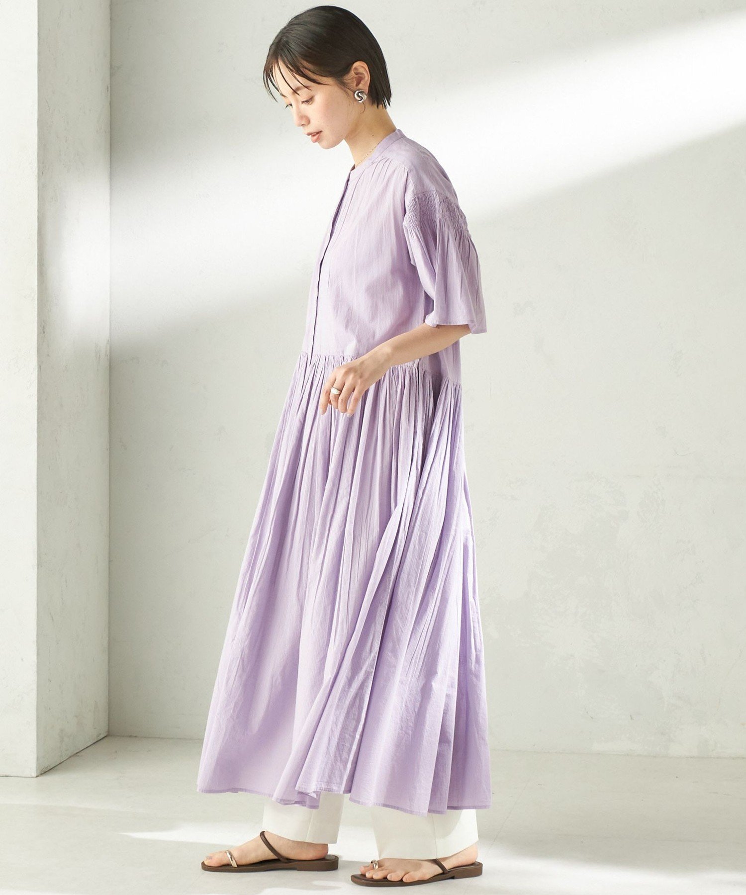 【シップス/SHIPS】の【SHIPS別注】Fanaka 手洗い可能 ストライプ ドビー 羽織 ワンピース インテリア・キッズ・メンズ・レディースファッション・服の通販 founy(ファウニー) 　ファッション　Fashion　レディースファッション　Fashion for Women　ワンピース　Dresses　ガウン　Gown, Robe　ギャザー　Gathered, Ruffled　シャーリング　Shirring, Ruched　スキッパー　Skipper, Open Collar　ストライプ　Stripe, Striped Pattern　スリーブ　Sleeve, Long Sleeve / Short Sleeve　ダウン　Down, Puffer　デニム　Denim, Jeans Material　フェミニン　Feminine, Girly　フレア　Flare, Flared　ポケット　Pocket, Pocket Detail　別注　Limited Edition, Custom Order　羽織　Haori, Light Jacket　ヨーク　Yoke, Yoke Design　ラベンダー　Lavender　ロング　Long, Long-Length　夏　Summer　エレガント 上品　Elegant　2026年　2026　2026春夏・S/S　Spring/Summer 2026 SS26　ラベンダー|ID: prp329100004980337 ipo3291000000037317715