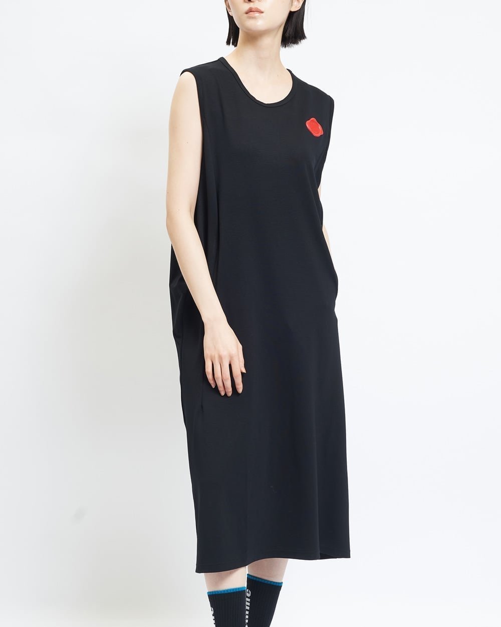 【ゴム/gomme】のシーリングポンチワンピース インテリア・キッズ・メンズ・レディースファッション・服の通販 founy(ファウニー) 　ファッション　Fashion　レディースファッション　Fashion for Women　ワンピース　Dresses　おすすめ　Recommended / Our Picks　カーディガン　Cardigan, Knitwear　ストレッチ　Stretch, Stretchy Fabric　ドレープ　Drape, Draping Fabric　ポケット　Pocket, Pocket Detail　モチーフ　Motif, Design Theme　今季　This Season, Current Season　夏　Summer　黒|ID: prp329100004980359 ipo3291000000037317785