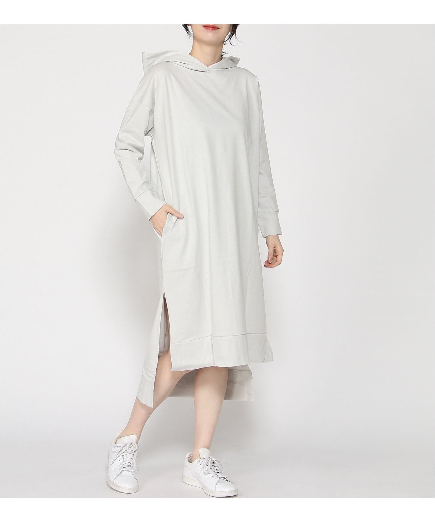 【その他のブランド/Other】のコットン天竺フードワンピース インテリア・キッズ・メンズ・レディースファッション・服の通販 founy(ファウニー) 　ファッション　Fashion　レディースファッション　Fashion for Women　ワンピース　Dresses　シンプル　Simple, Minimal　スリット　Slit, Slit Detail　グレー|ID: prp329100004980439 ipo3291000000037318067