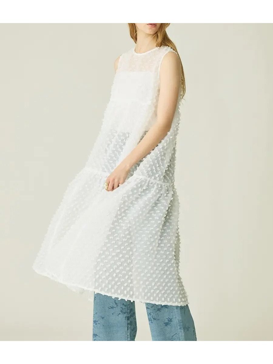 【ヴァン/Vin】のシアードットジャガードワンピース インテリア・キッズ・メンズ・レディースファッション・服の通販 founy(ファウニー) 　ファッション　Fashion　レディースファッション　Fashion for Women　ワンピース　Dresses　おすすめ　Recommended / Our Picks　インナー　Innerwear　ギャザー　Gathered, Ruffled　シンプル　Simple, Minimal　スリット　Slit, Slit Detail　ドット　Polka Dot, Dot Pattern　ノースリーブ　Sleeveless, No-Sleeve　ロング　Long, Long-Length　ホワイト|ID: prp329100004980449 ipo3291000000037318098