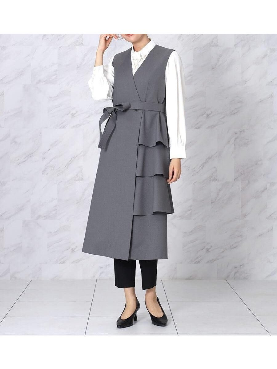 【ヴァン/Vin】のアシメフリルジレワンピ インテリア・キッズ・メンズ・レディースファッション・服の通販 founy(ファウニー) 　ファッション　Fashion　レディースファッション　Fashion for Women　アウター　Coat / Outerwear Collection　アシンメトリー　Asymmetrical Style　カットソー　Cut and Sewn Top　シンプル　Simple, Minimal　ジャンスカ　Jumper Skirt, Pinafore Dress　タートルネック　Turtleneck, High Neck　ダウン　Down, Puffer　バランス　Balance, Style Balance　フリル　Frill, Ruffle　フロント　Front, Front Design　エレガント 上品　Elegant　アッシュグレー|ID: prp329100004980452 ipo3291000000037318106