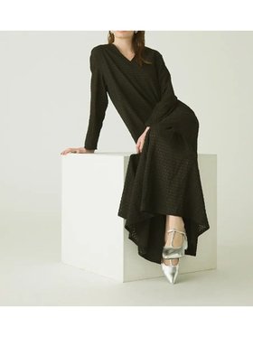 【ヴァン/Vin】のシアージャガードドレス 大人の最旬トレンドファッション＆コーディネート founy(ファウニー) ファッション Fashion レディースファッション Fashion for Women ワンピース Dresses フォーマル・パーティードレス・結婚式用ドレス Elegant & Casual Dresses カーディガン Cardigan, Knitwear バランス Balance, Style Balance フリル Frill, Ruffle |ID:prp329100004980453