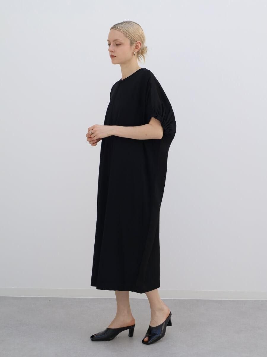 【ラシュッド/LASUD】のサテン切替ドルマンワンピース インテリア・キッズ・メンズ・レディースファッション・服の通販 founy(ファウニー) 　ファッション　Fashion　レディースファッション　Fashion for Women　ワンピース　Dresses　オケージョン　Occasion Wear　切替　Switching, Contrast Panel　サテン　Satin, Glossy Fabric　スリット　Slit, Slit Detail　とろみ　Fluid, Flowy Fabric　フィット　Fit, Slim Fit　エレガント 上品　Elegant　ブラック|ID: prp329100004980466 ipo3291000000037318143