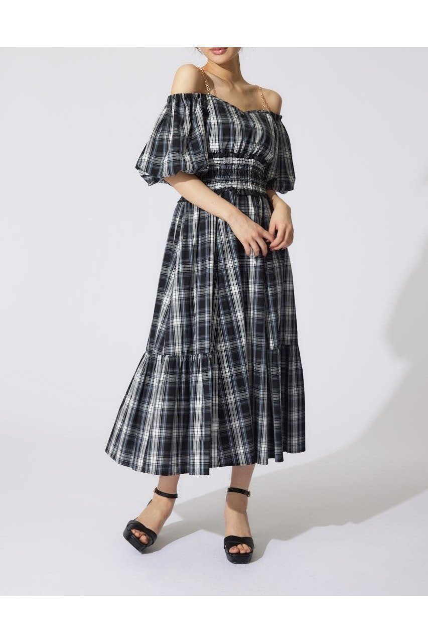 【リエンダ/rienda】のバルーンスリーブフレアワンピース インテリア・キッズ・メンズ・レディースファッション・服の通販 founy(ファウニー) 　ファッション　Fashion　レディースファッション　Fashion for Women　ワンピース　Dresses　ウエスタン　Western Style　サンダル　Sandals, Summer Shoes　シャーリング　Shirring, Ruched　スリーブ　Sleeve, Long Sleeve / Short Sleeve　チェック　Check, Plaid, Tartan　チェーン　Chain, Chain Strap　デコルテ　Décolleté, Neckline　トレンド　Trend, Trending Now　バルーン　Balloon, Balloon Silhouette　フラワー　Flower, Floral　ボヘミアン　Bohemian, Ethnic Style　無地　Plain, Solid Color　ロング　Long, Long-Length　再入荷　Restock / Back in Stock　おすすめ　Recommended / Our Picks　柄BLK5|ID: prp329100004980593 ipo3291000000037318582