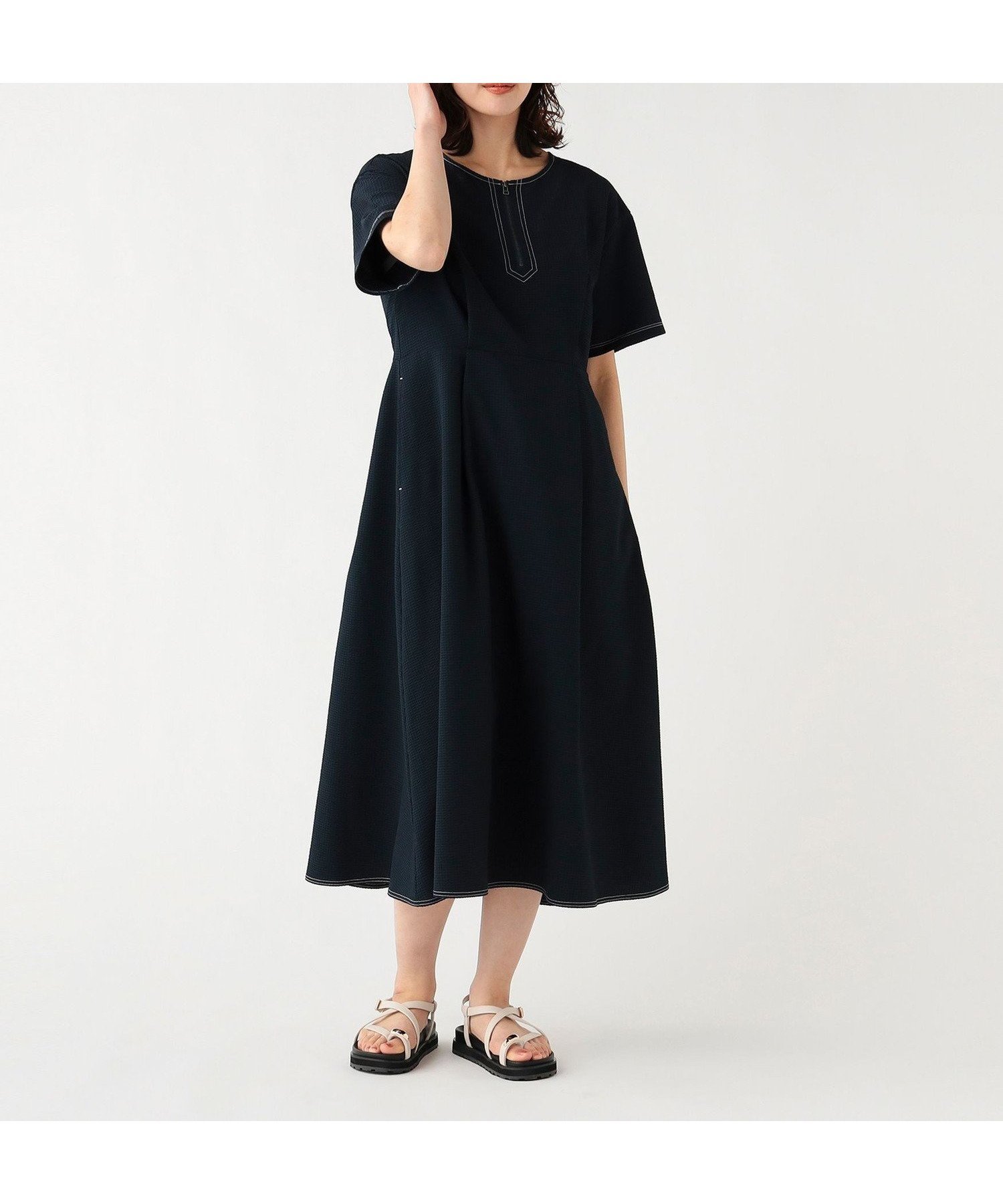 【ビームス ハート/BEAMS HEART】のシアサッカー ワンピース インテリア・キッズ・メンズ・レディースファッション・服の通販 founy(ファウニー) 　ファッション　Fashion　レディースファッション　Fashion for Women　ワンピース　Dresses　シンプル　Simple, Minimal　スマート　Smart, Elegant　フロント　Front, Front Design　モダン　Modern, Contemporary　夏　Summer　定番　Standard, Basic Item　NAVY|ID: prp329100004980630 ipo3291000000037318714