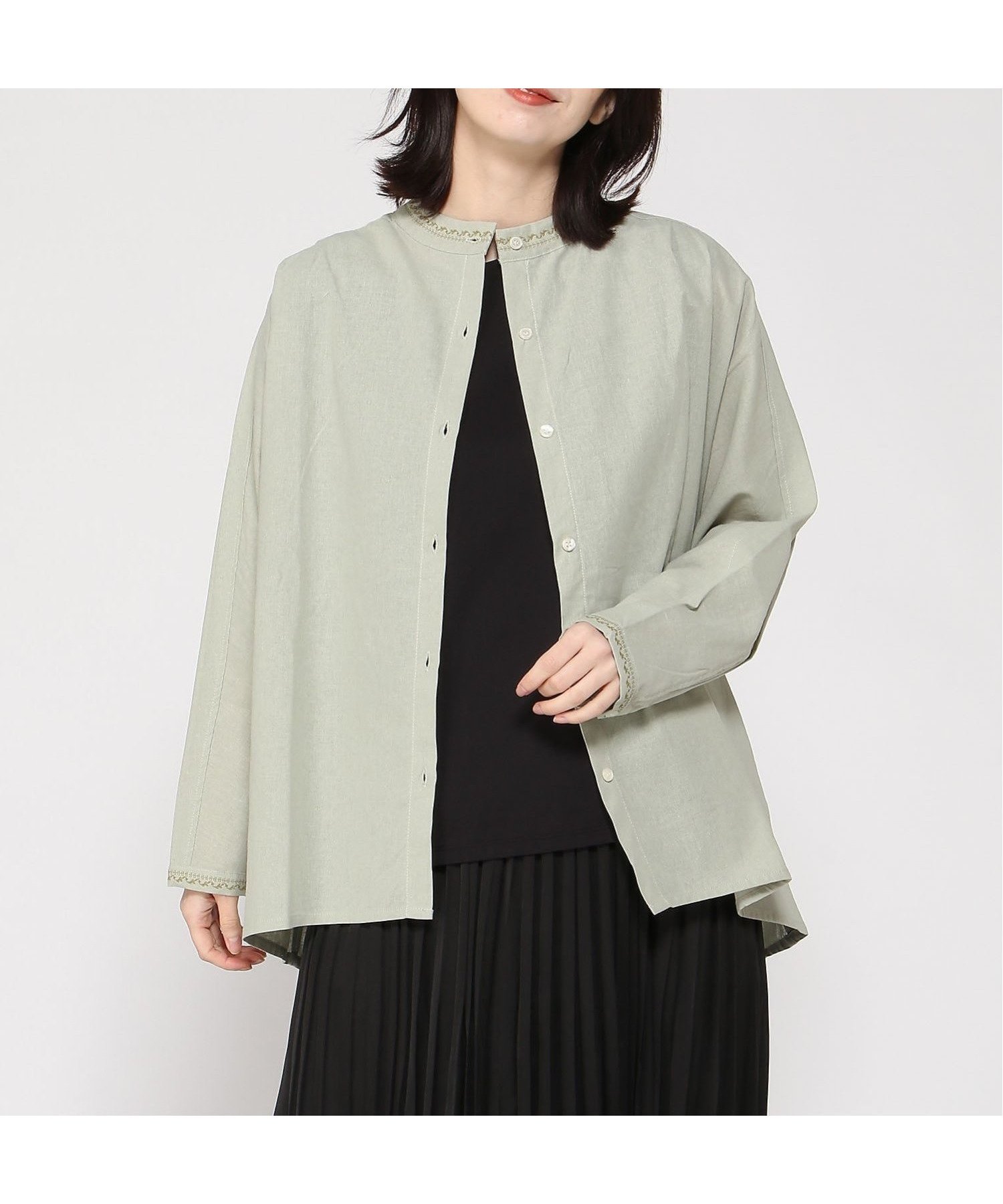 【クラウドナイン/cloudnine】の【2026 新作】 刺繍入りスタンドカラーチュニック 綿麻素材 ナチュラル配色 体型カバー 長袖 インテリア・キッズ・メンズ・レディースファッション・服の通販 founy(ファウニー) 　ファッション　Fashion　レディースファッション　Fashion for Women　トップス・カットソー　Cut & Sew Tops　エンブロイダリー　Embroidery Design　シンプル　Simple, Minimal　スタンド　Stand Collar, Upright Stand　チュニック　Tunic, Long Top　フィット　Fit, Slim Fit　リネン　Linen, Linen Fabric　吸水　Absorbent, Quick-Dry　長袖　Long Sleeve, Full Sleeve　グリーン|ID: prp329100004980681 ipo3291000000037318897