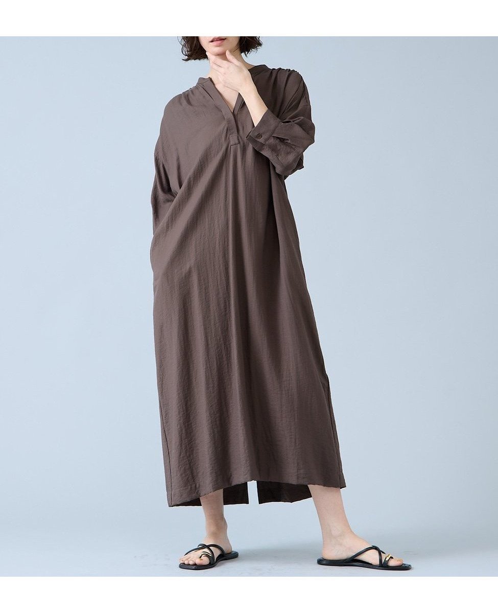 【リエス/Liesse】のバックギャザーワンピース インテリア・キッズ・メンズ・レディースファッション・服の通販 founy(ファウニー) 　ファッション　Fashion　レディースファッション　Fashion for Women　ワンピース　Dresses　ギャザー　Gathered, Ruffled　ツイル　Twist, Twisted Detail　ドレープ　Drape, Draping Fabric　メタル　Metal, Metal Parts　ロング　Long, Long-Length　ヴィンテージ　Vintage Style　エレガント 上品　Elegant　カーキ|ID: prp329100004980683 ipo3291000000037318904