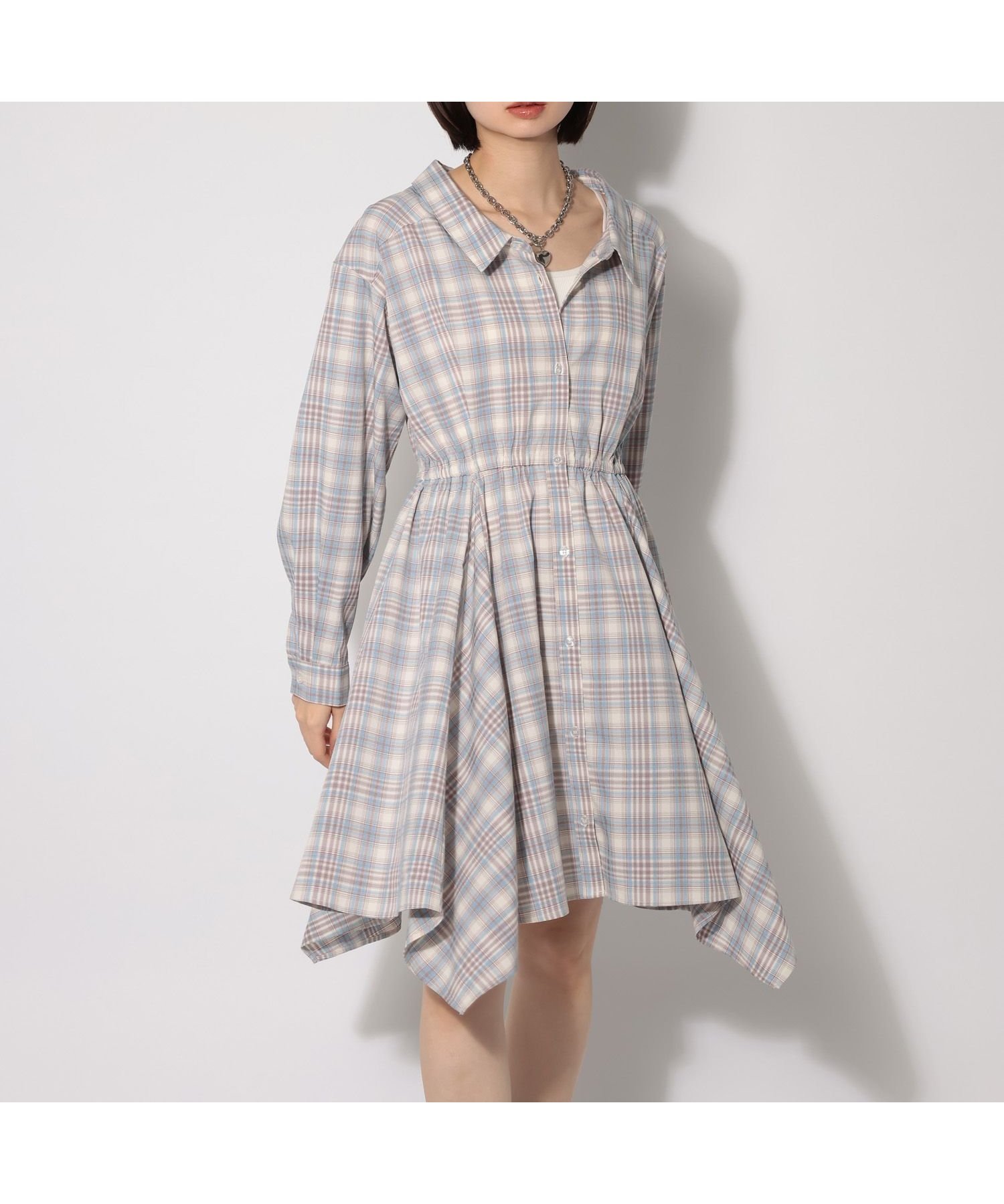 【ページボーイ/PAGEBOY】のイレヘムシャツワンピース インテリア・キッズ・メンズ・レディースファッション・服の通販 founy(ファウニー) 　ファッション　Fashion　レディースファッション　Fashion for Women　ワンピース　Dresses　シャツワンピース / 1枚で着映えコーデ　Shirt Dresses　シャツワンピ　Shirt Dress, Shirt One-Piece　チェック　Check, Plaid, Tartan　トレンド　Trend, Trending Now　ラップ　Wrap, Wrap Design　ランダム　Random, Irregular　ブルー85|ID: prp329100004980686 ipo3291000000037318915