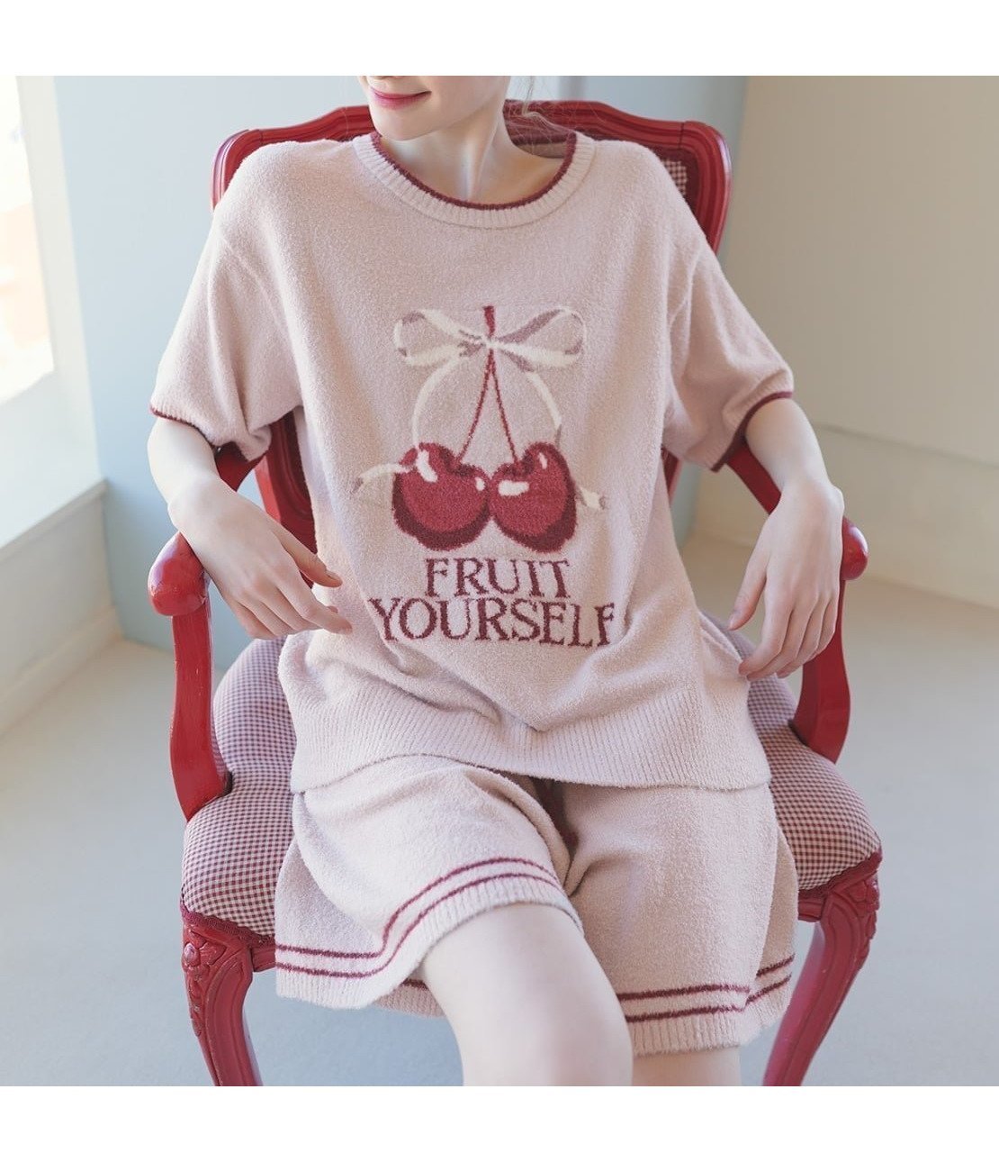 【ピーチジョン/PEACH JOHN】のライトホイップリーチェリーパジャマ インテリア・キッズ・メンズ・レディースファッション・服の通販 founy(ファウニー) 　ファッション　Fashion　レディースファッション　Fashion for Women　ガーリー　Girly, Feminine Style　ショート　Short, Short Length　チェリー　Cherry, Cherry Pattern　パッチ　Patch, Appliqué　フェザーヤーン　Feather Yarn, Fluffy Yarn　フェミニン　Feminine, Girly　フロント　Front, Front Design　ポケット　Pocket, Pocket Detail　モチーフ　Motif, Design Theme　ラウンド　Round, Round Neck　ロング　Long, Long-Length　おすすめ　Recommended / Our Picks　お家時間・ステイホーム　Stay Home / At Home　夏　Summer　ギフト プレゼント　Gift / Present　ピンク|ID: prp329100004980745 ipo3291000000037319184