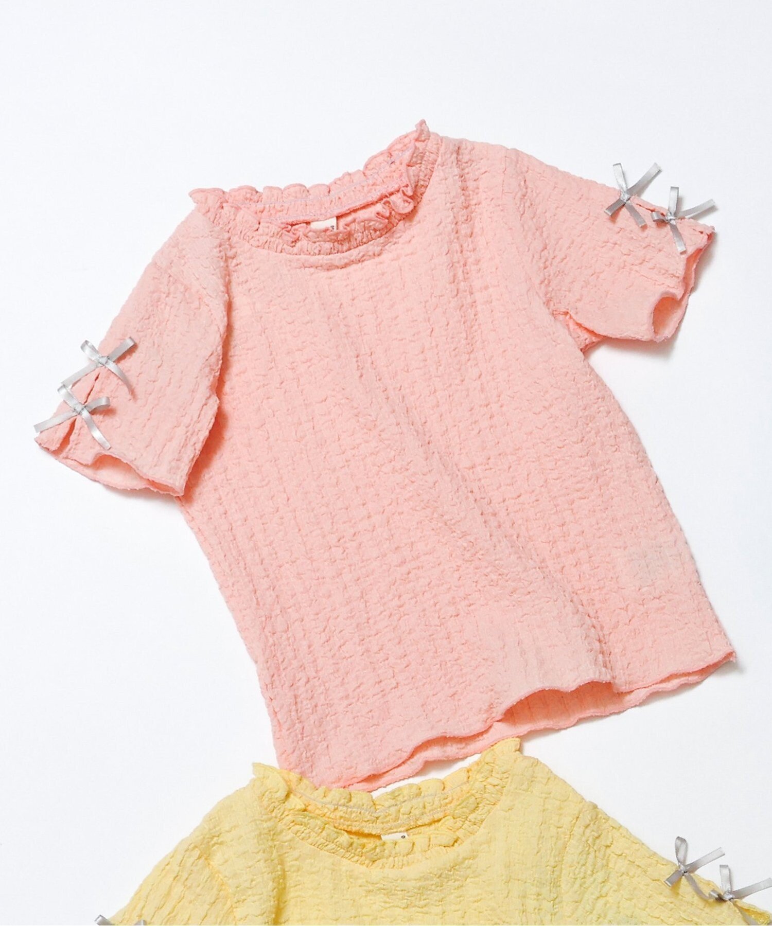 【エフオー オンラインストア/F.O.Online Store / KIDS】のぽこぽこジャガード袖リボンTシャツ インテリア・キッズ・メンズ・レディースファッション・服の通販 founy(ファウニー) 　ファッション　Fashion　キッズファッション　Fashion for Kids　リボン　Ribbon, Bow　半袖　Short Sleeve, Half Sleeve　サーモンピンク|ID: prp329100004981128 ipo3291000000037320730