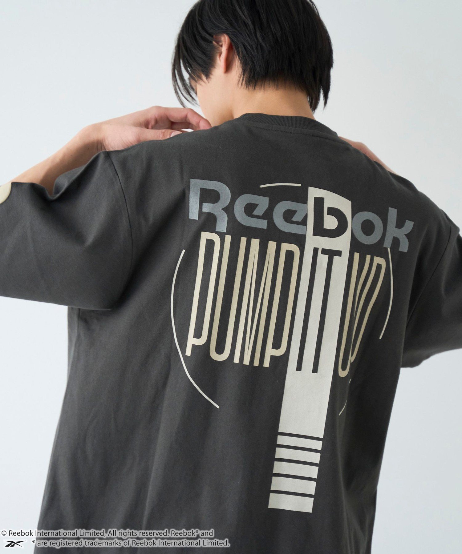 【コーエン/COEN】のReebok(リーボック)別注PUMP Tシャツ インテリア・キッズ・メンズ・レディースファッション・服の通販 founy(ファウニー) 　ファッション　Fashion　レディースファッション　Fashion for Women　トップス・カットソー　Cut & Sew Tops　シャツ・ブラウス・オフィスカジュアル　Elegant Blouses & Button-Ups　ロングTシャツ・Tシャツ　Longline T-Shirts & Tees　インナー　Innerwear　春　Spring　シューズ　Shoes, Footwear　シンプル　Simple, Minimal　ジャケット　Jacket, Outerwear　スポーツ　Sports, Activewear　セットアップ　Set-Up, Coordinated Outfit　別注　Limited Edition, Custom Order　ミックス　Mix, Mixed Style　リラックス　Relax, Relaxed Fit　ロング　Long, Long-Length　おすすめ　Recommended / Our Picks　DK.GRAY|ID: prp329100004981132 ipo3291000000037320751
